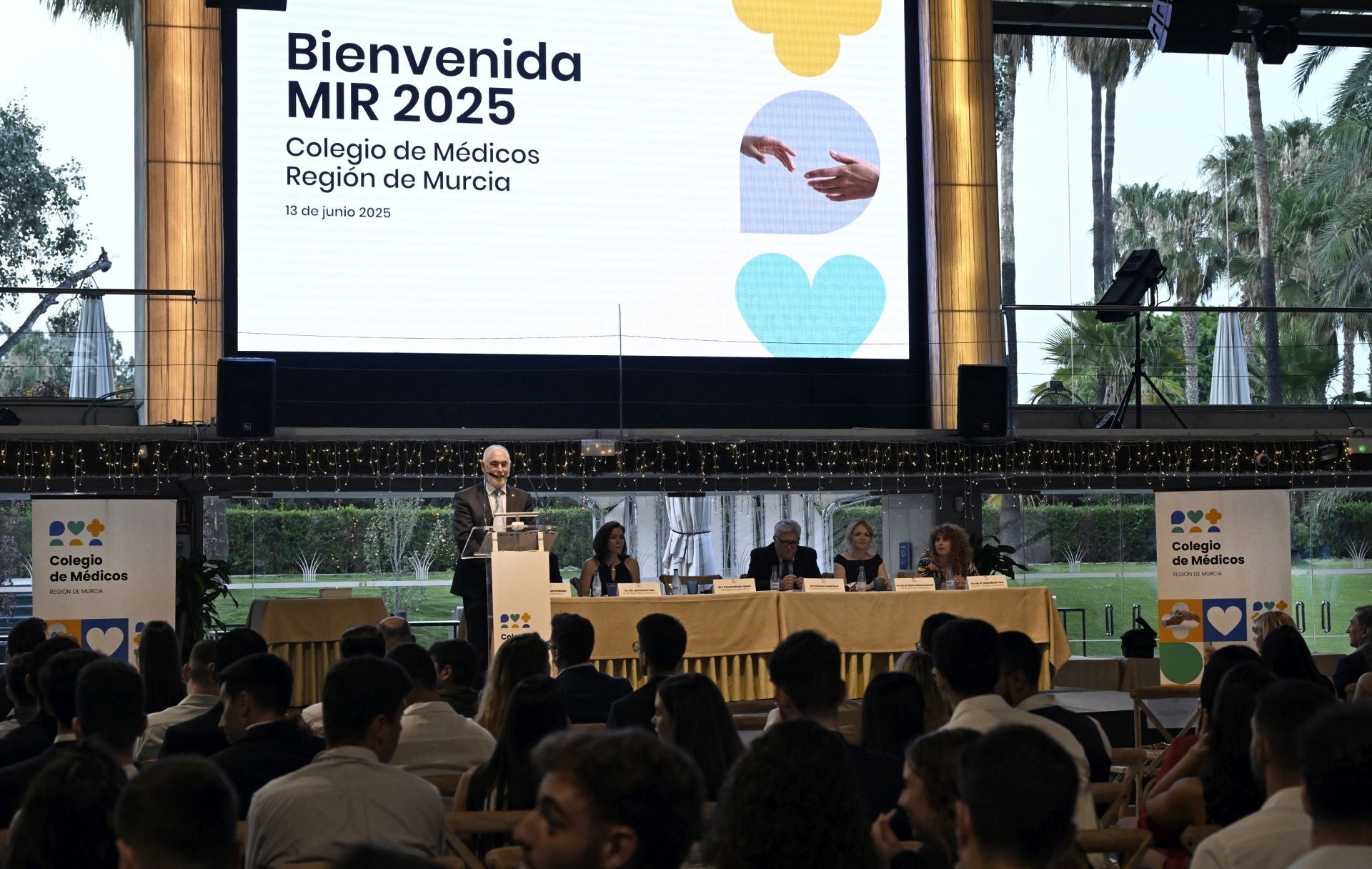 Acto de bienvenida para los nuevos miembros del Colegio de Médicos de la Región de Murcia, en imágenes