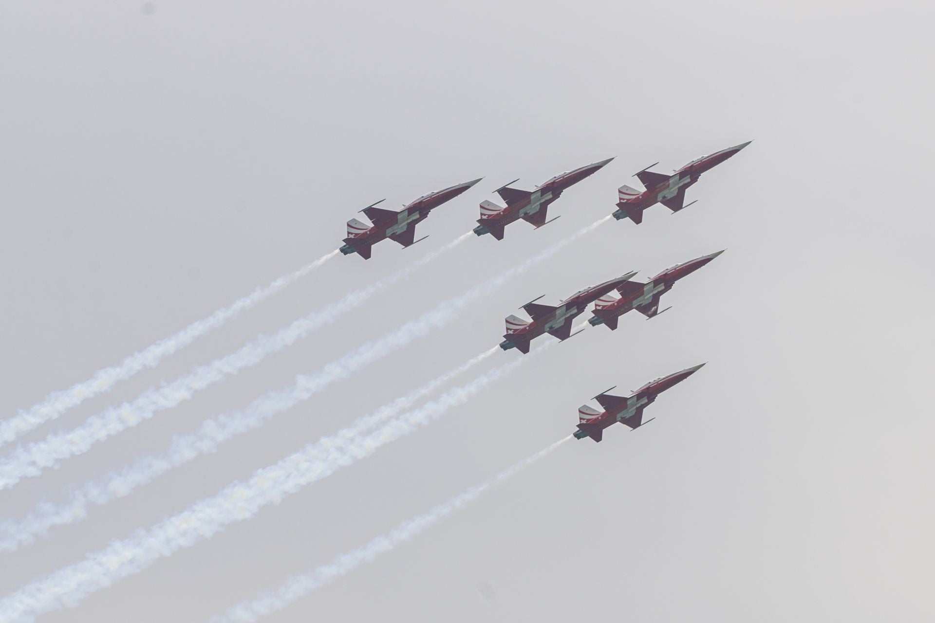 En imágenes, la exhibición aérea en el festival Aire 25 de San Javier
