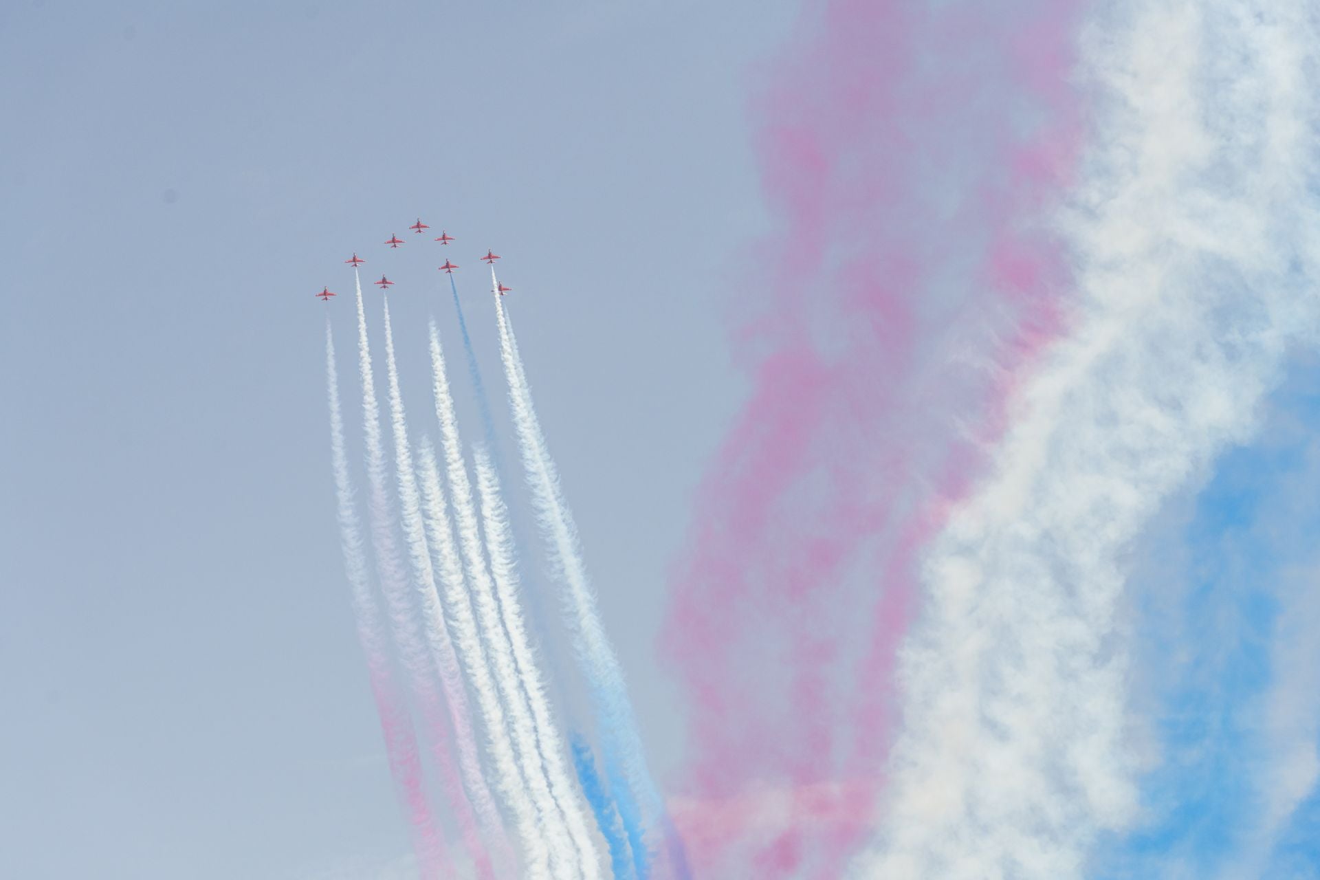 En imágenes, la exhibición aérea en el festival Aire 25 de San Javier