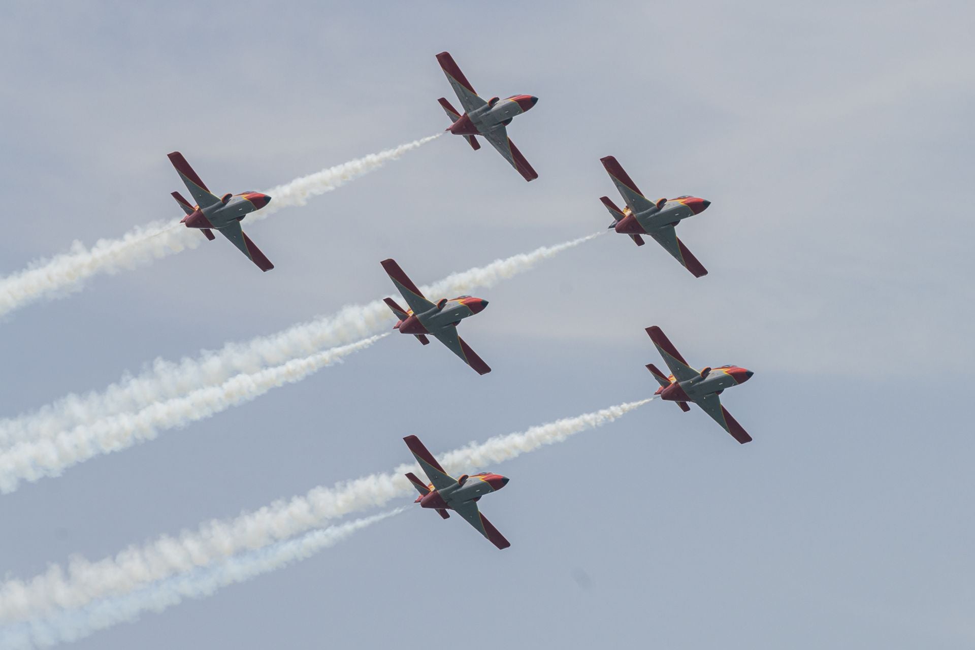 En imágenes, la exhibición aérea en el festival Aire 25 de San Javier