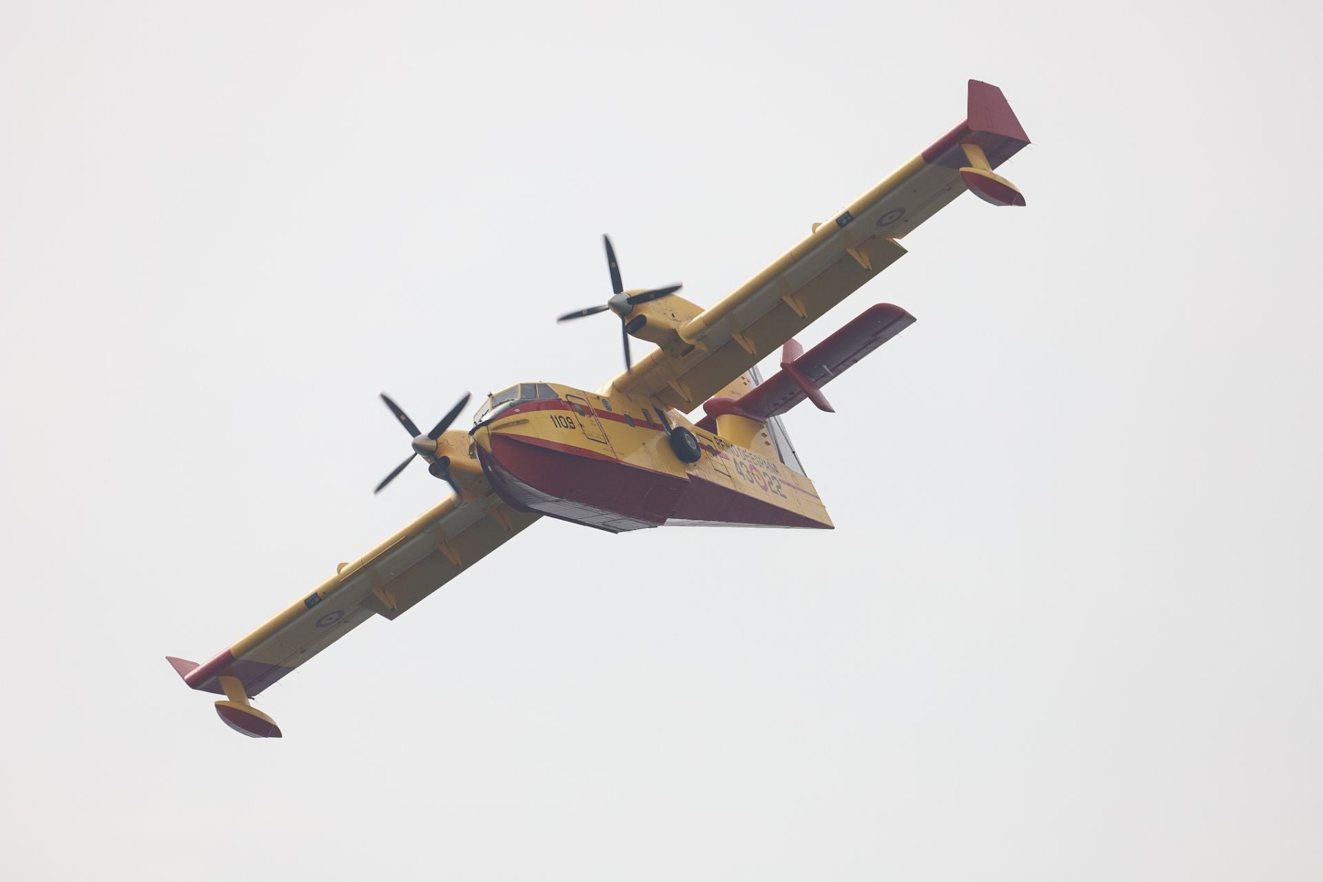 En imágenes, la exhibición aérea en el festival Aire 25 de San Javier