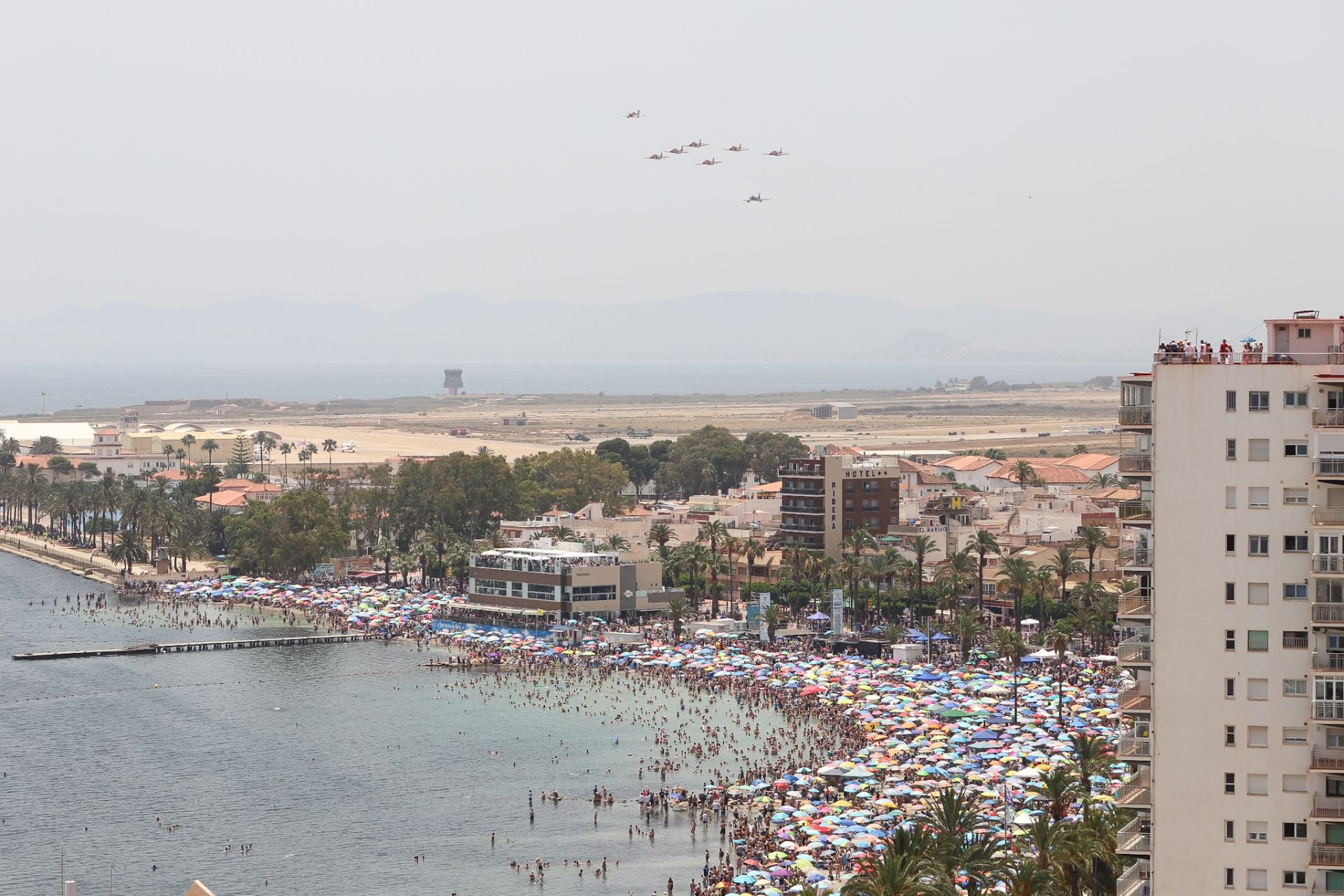 En imágenes, la exhibición aérea en el festival Aire 25 de San Javier