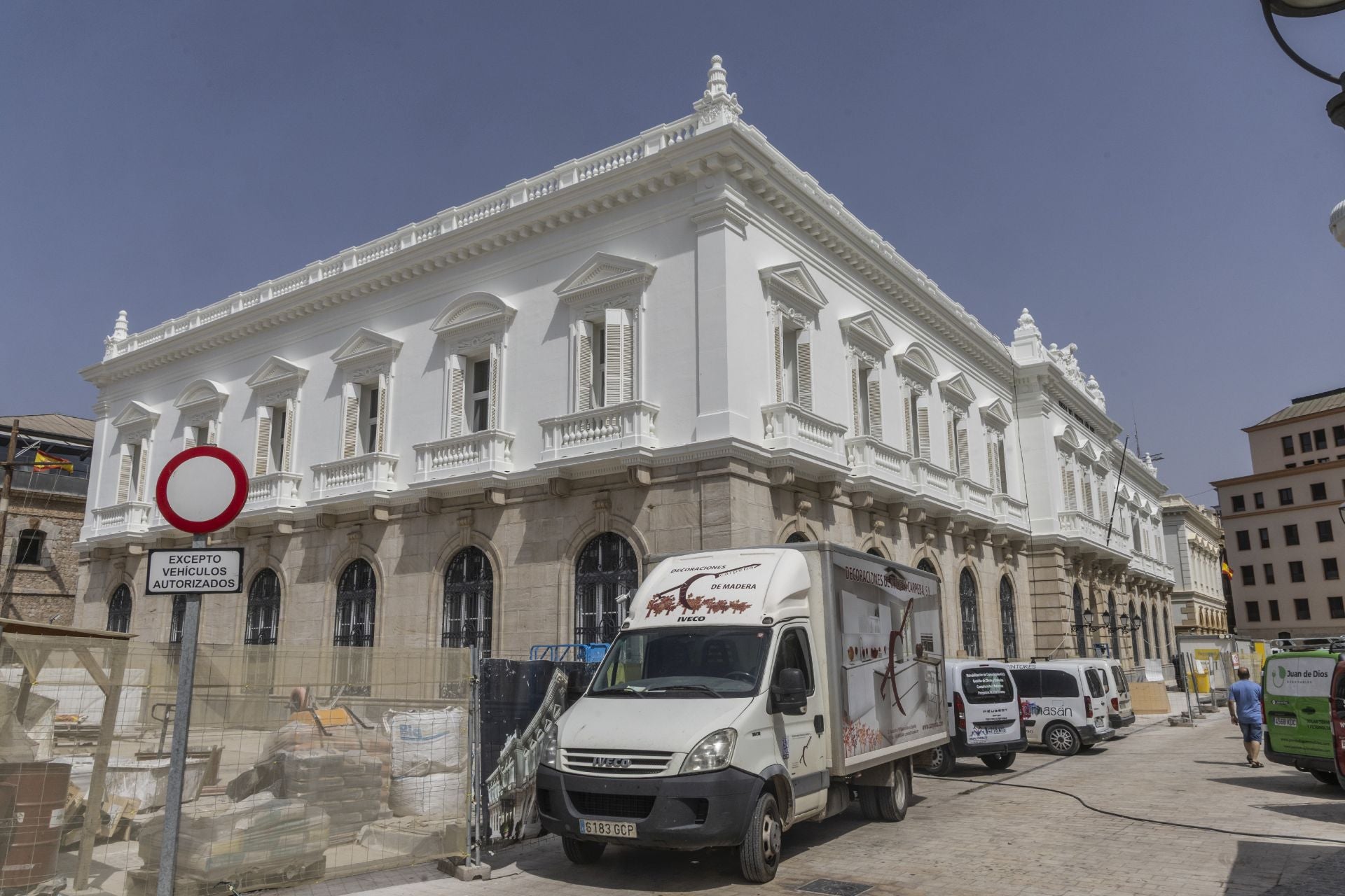 La Autoridad Portuaria de Cartagena luce espléndida para soplar las 150 velas