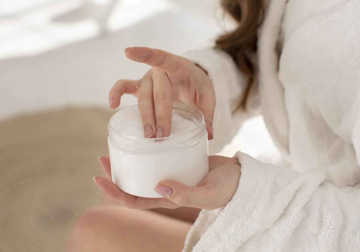Revisa tu neceser: Sanidad retira del mercado estas marcas de cosméticos vendidas en España.