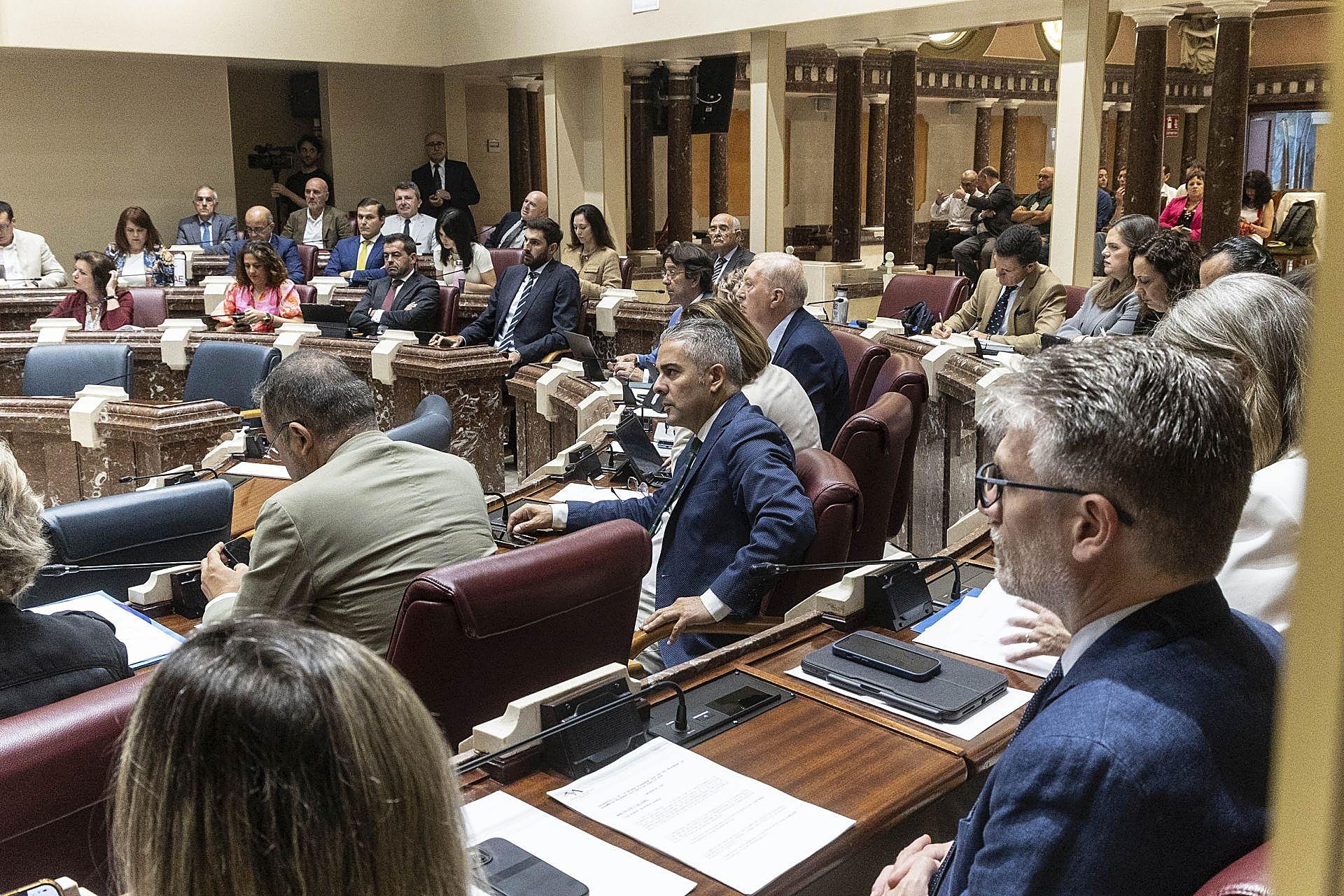 El Pleno de la Asamblea Regional, este martes.