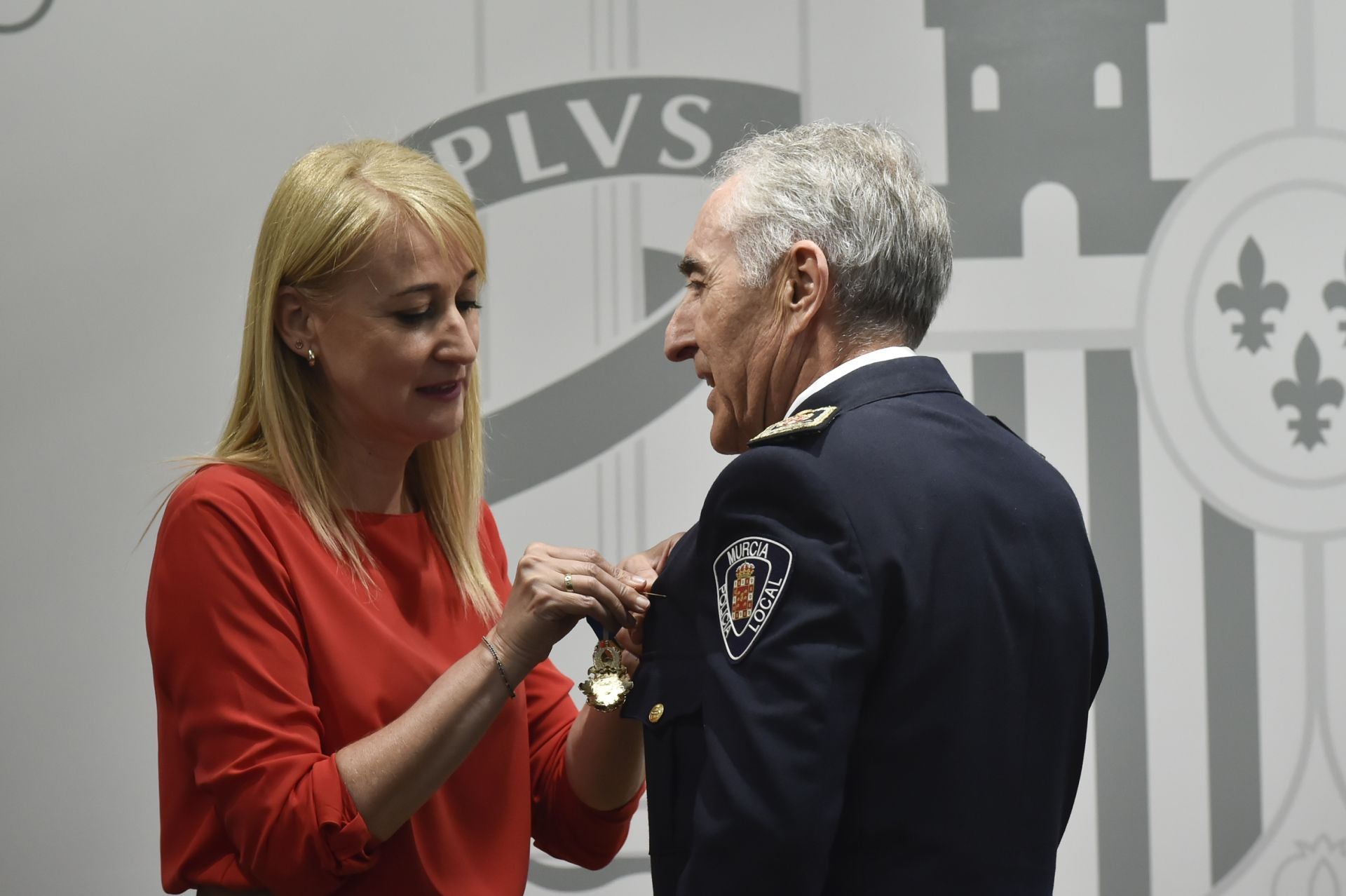 La entrega de medallas de la Orden del Mérito Civil e Isabel la Católica, en imágenes