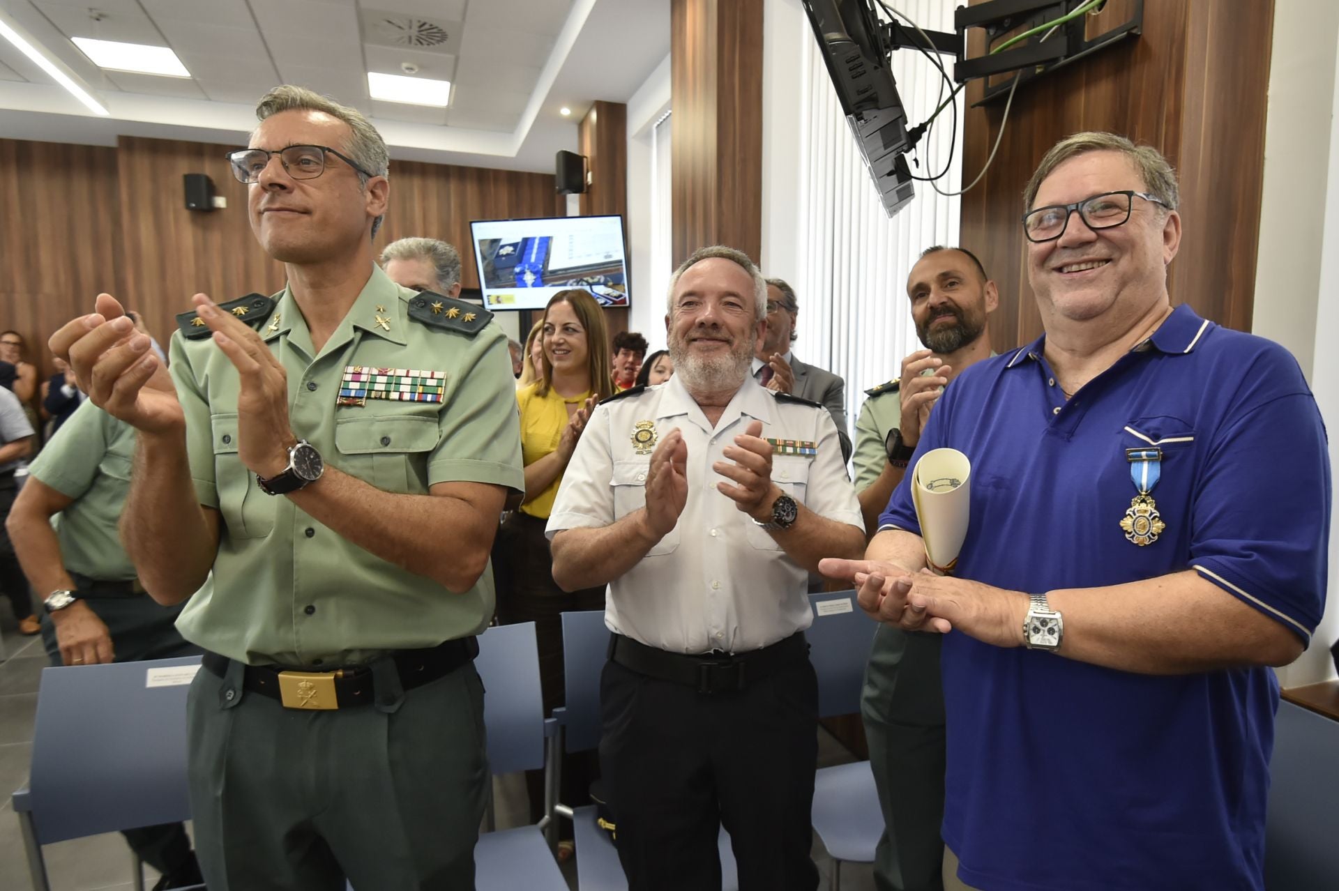 La entrega de medallas de la Orden del Mérito Civil e Isabel la Católica, en imágenes