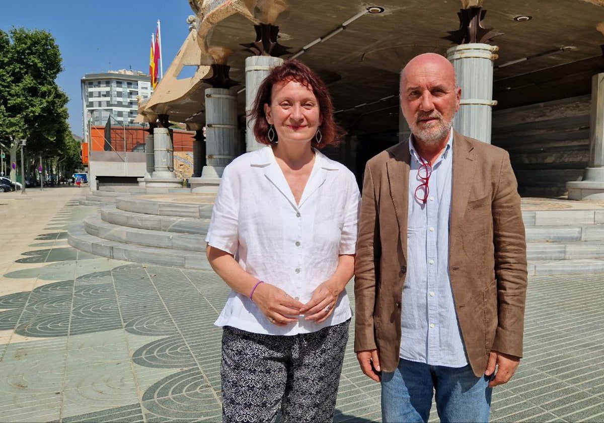 María Marín y José Luis Álvarez-Castellanos, en la Asamblea Regional