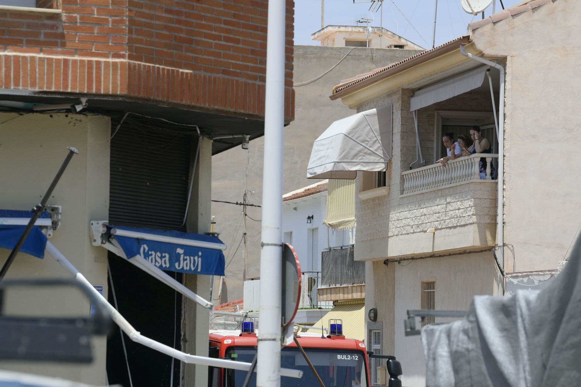 Explosión de gas en un bar de Lo Pagán, en imágenes