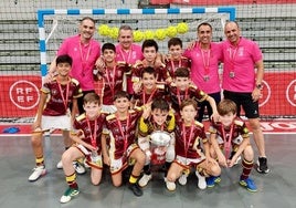 El equipo alevín del CD Murcia, tras el subcampeonato logrado.