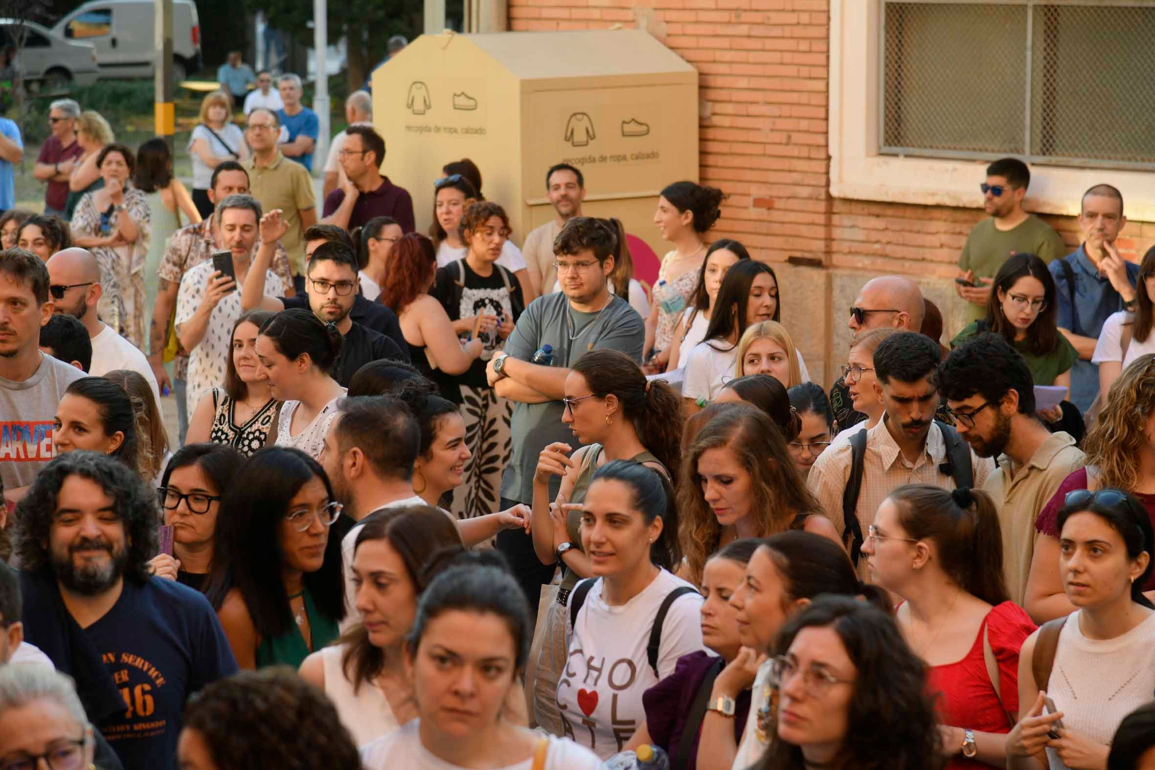 El primer examen de las oposiciones a Secundaria, en imágenes