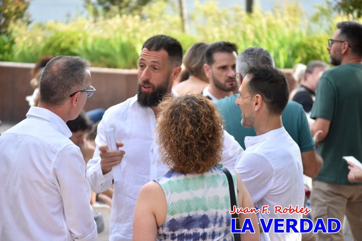 Imágenes de la presentación de «Forjando el mañana» en la Feria del Libro de Caravaca