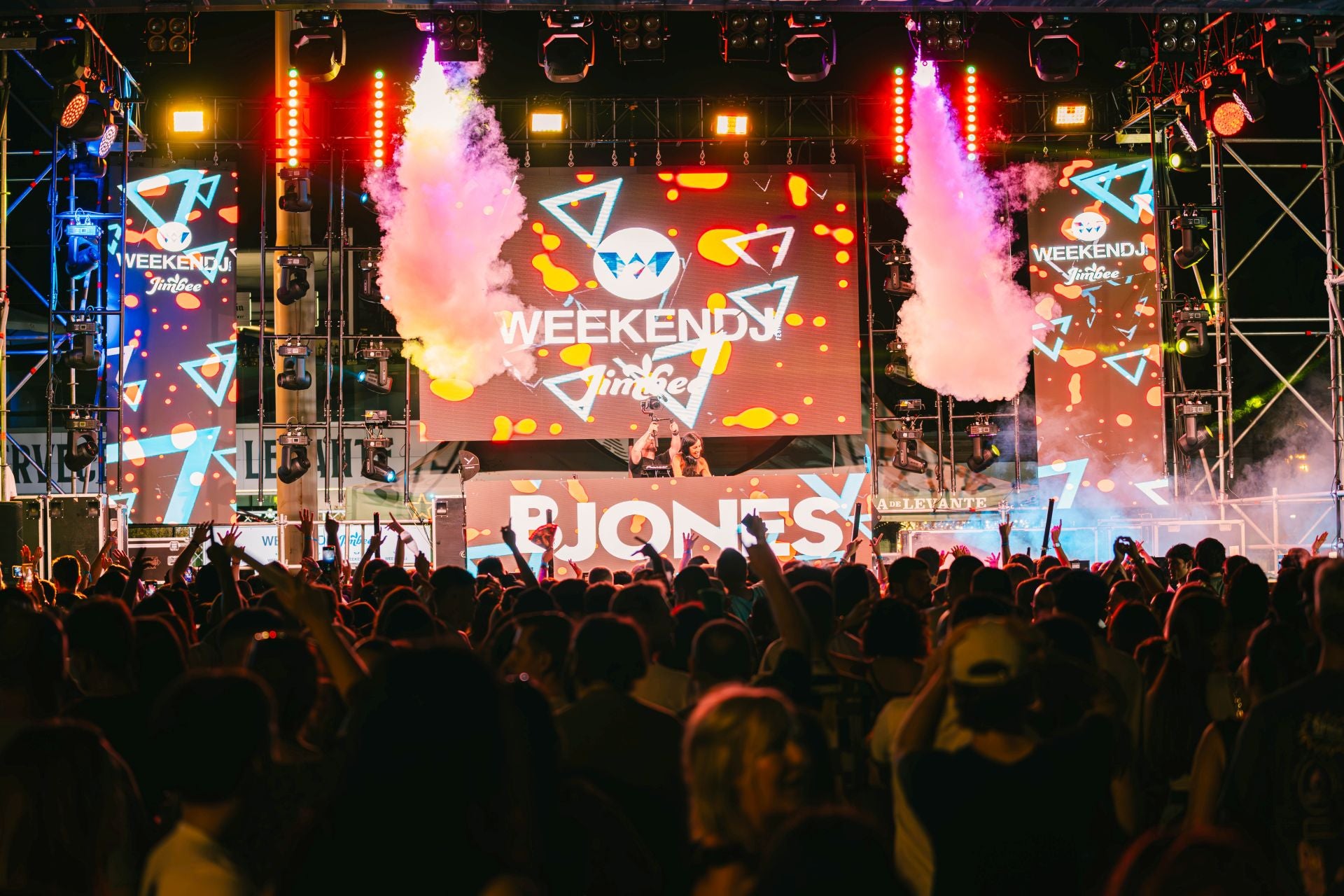 El Weekend DJ celebra su décimo aniversario por todo lo alto