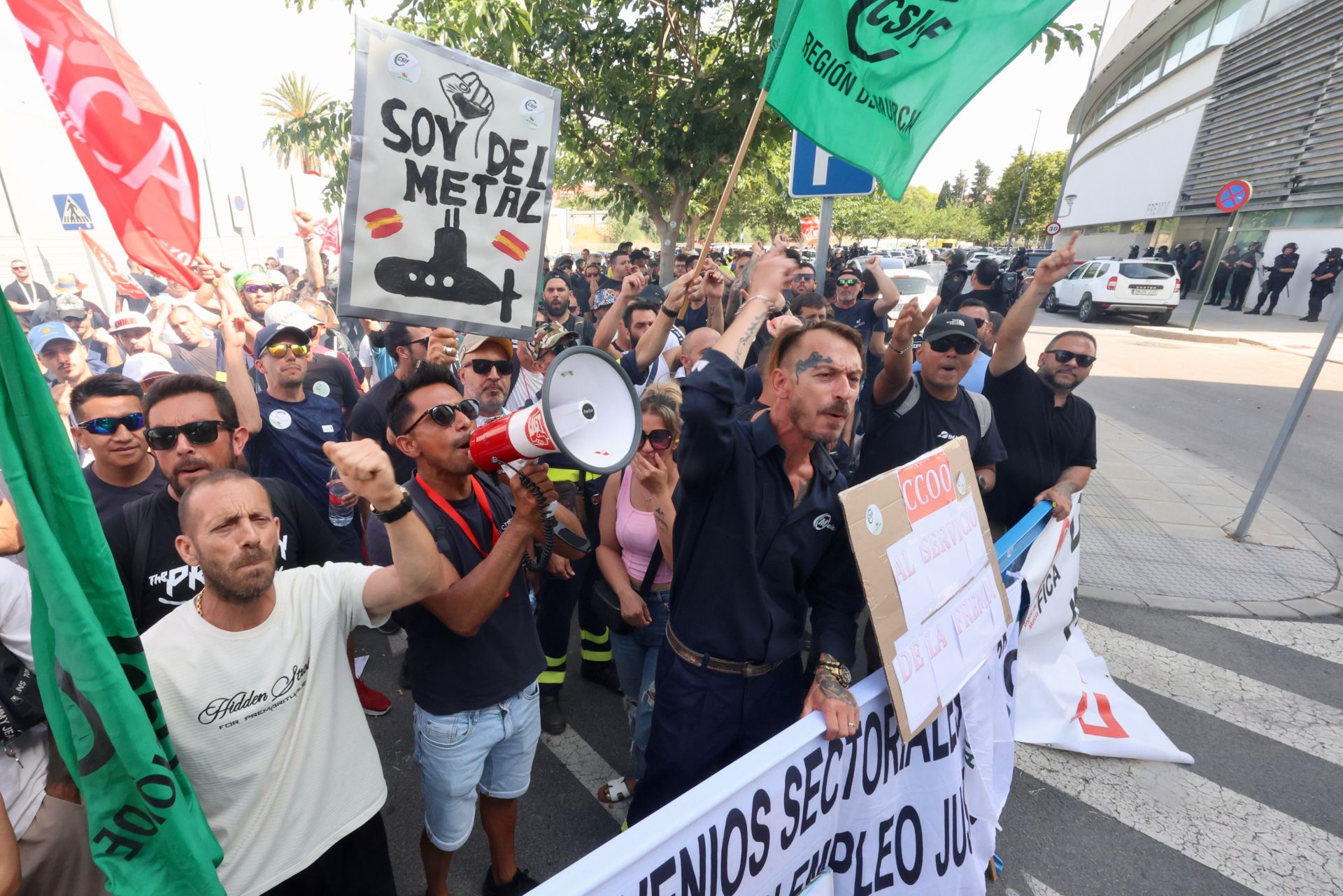 La protesta de los trabajadores de Navantia en la Fremm, en imágenes