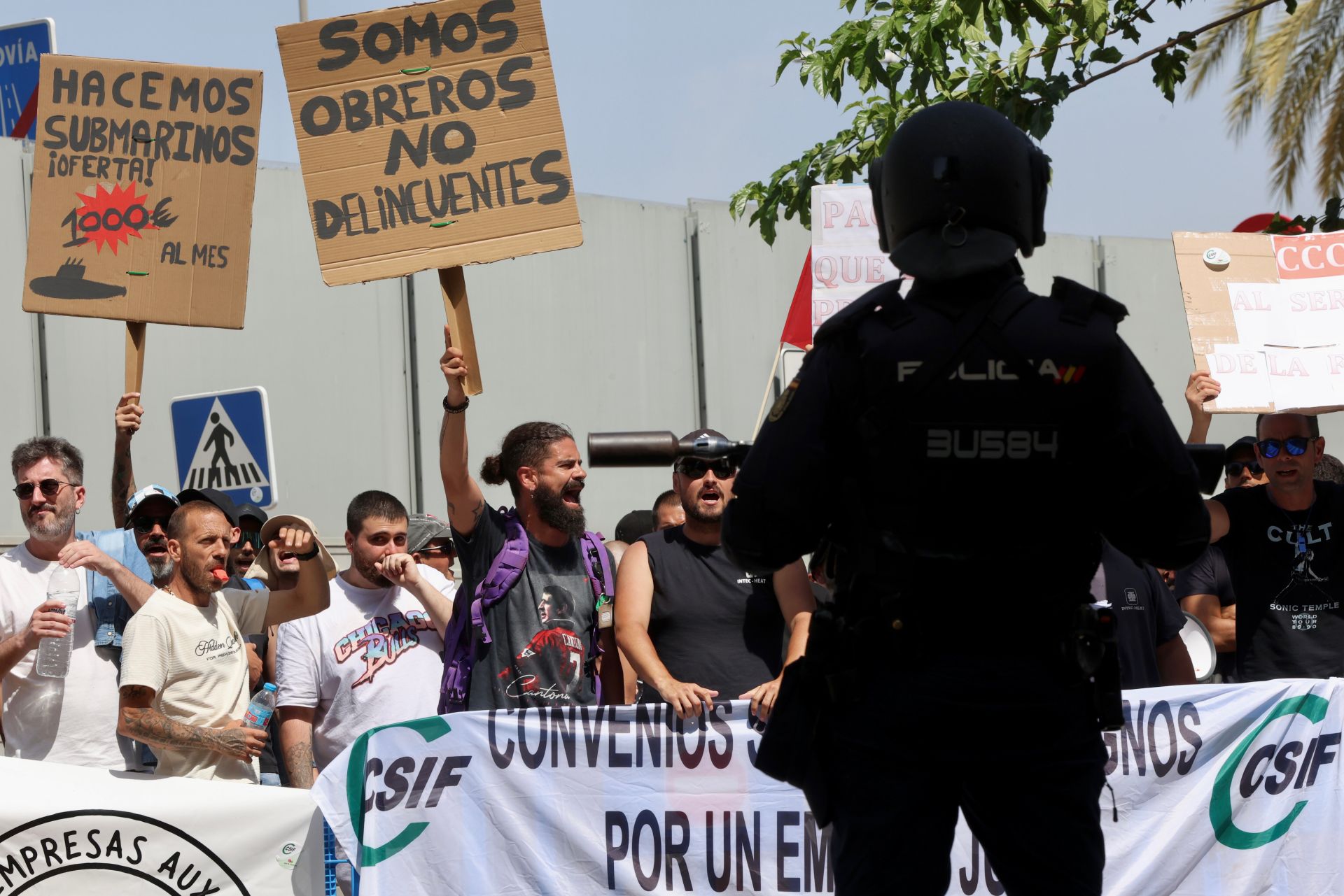 La protesta de los trabajadores de Navantia en la Fremm, en imágenes