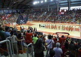 Aspecto del Palacio de los Deportes de Cartagena, hace dos semanas, en la goleada por 5-0 a ElPozo Murcia en la semifinal del 'playoff' liguero.