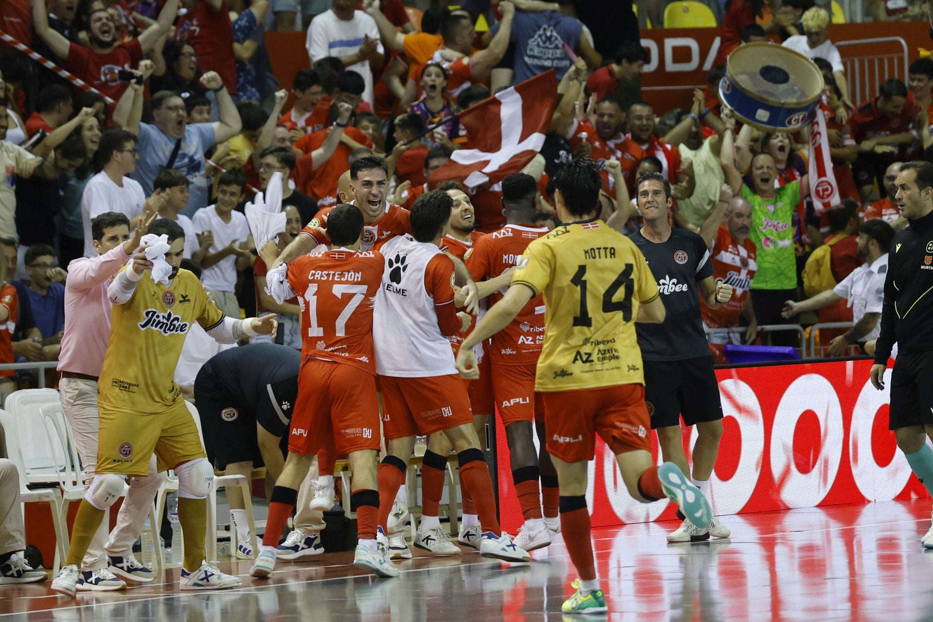 La victoria del Jimbee ante el Barcelona, en imágenes