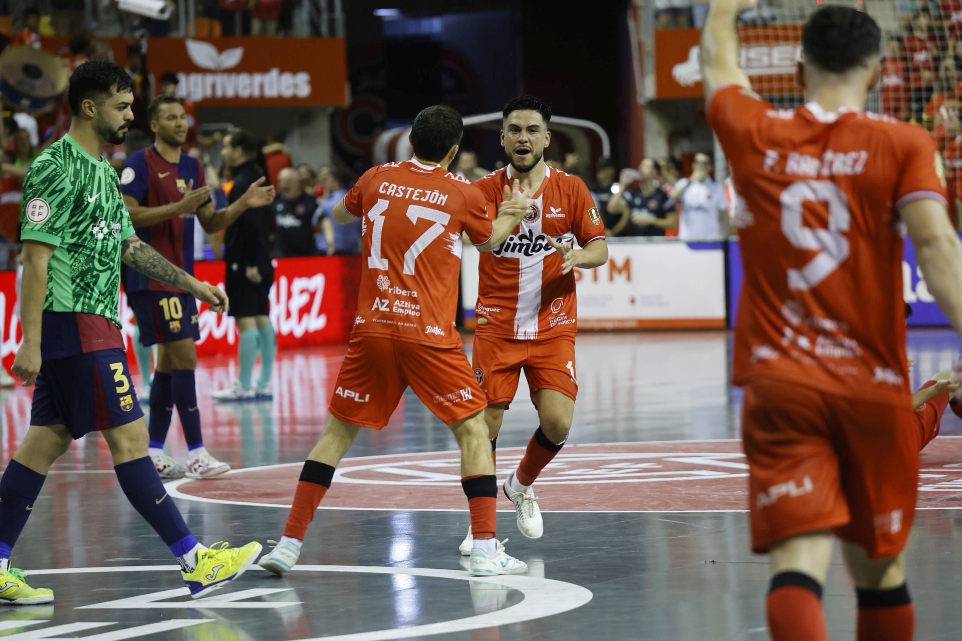 La victoria del Jimbee ante el Barcelona, en imágenes