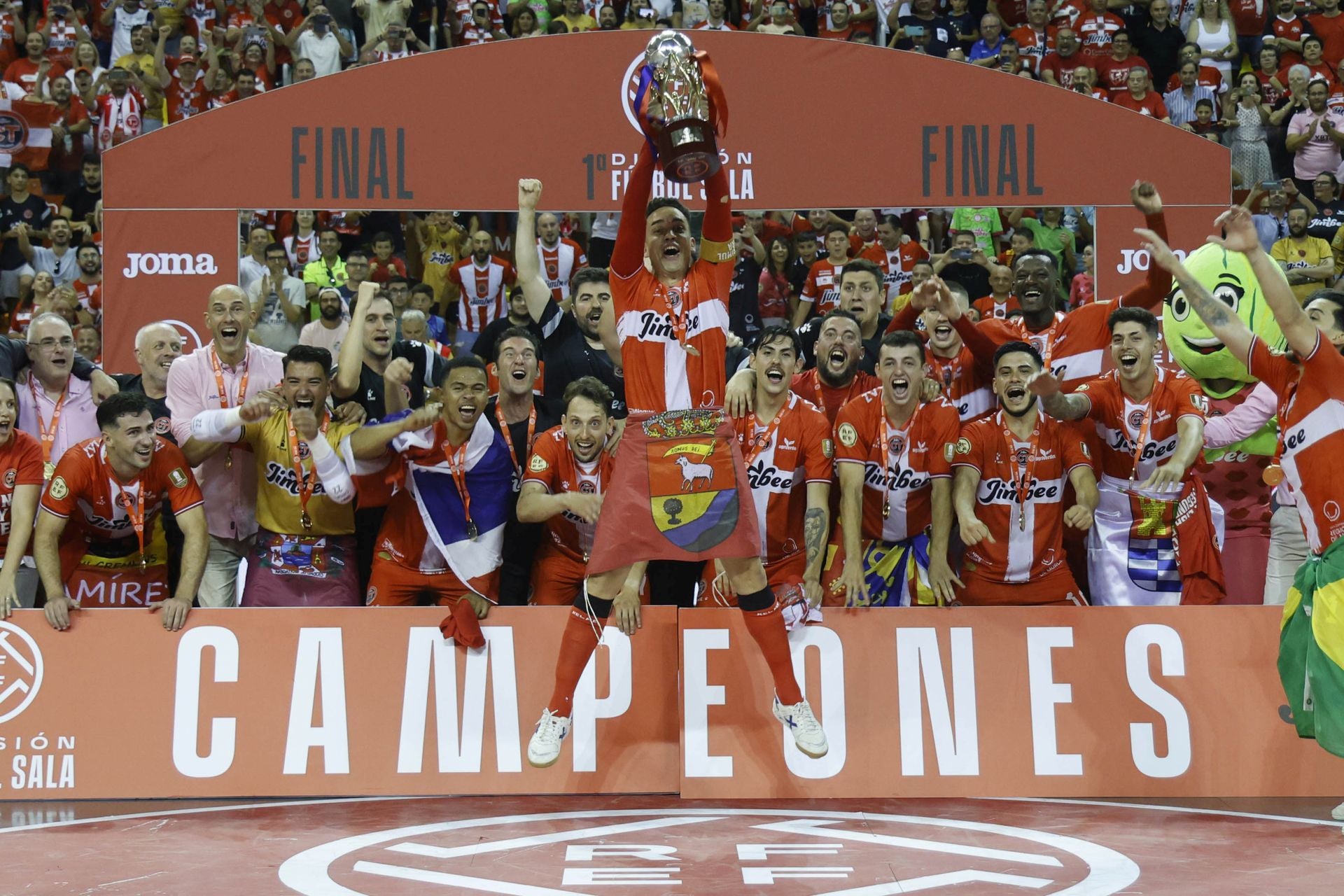 La victoria del Jimbee ante el Barcelona, en imágenes