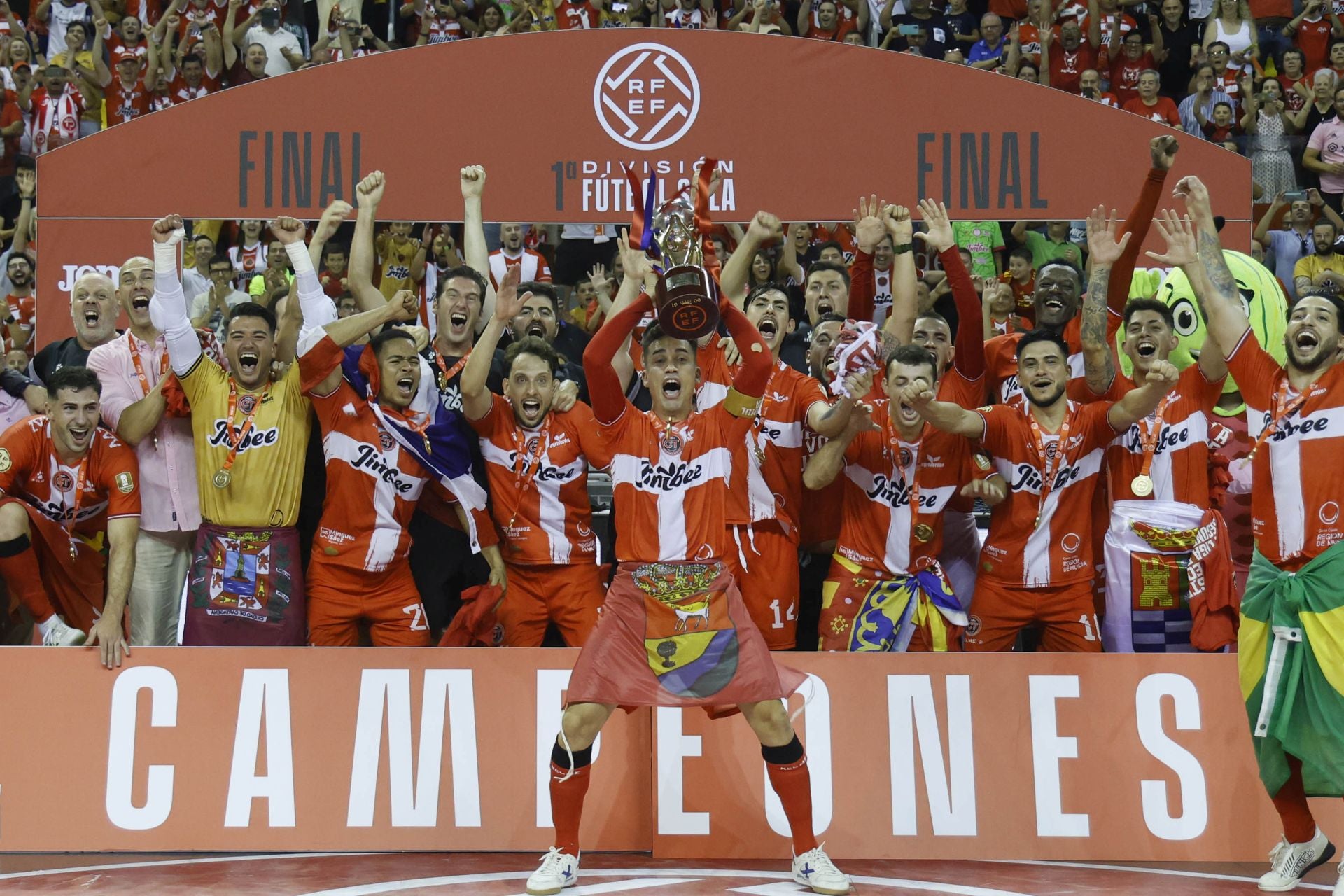 La victoria del Jimbee ante el Barcelona, en imágenes