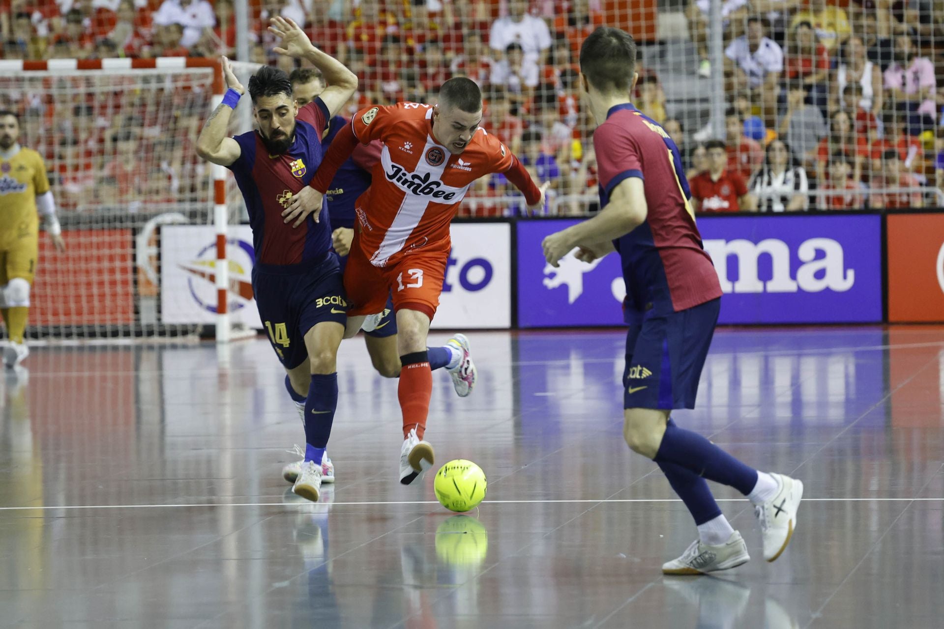 La victoria del Jimbee ante el Barcelona, en imágenes