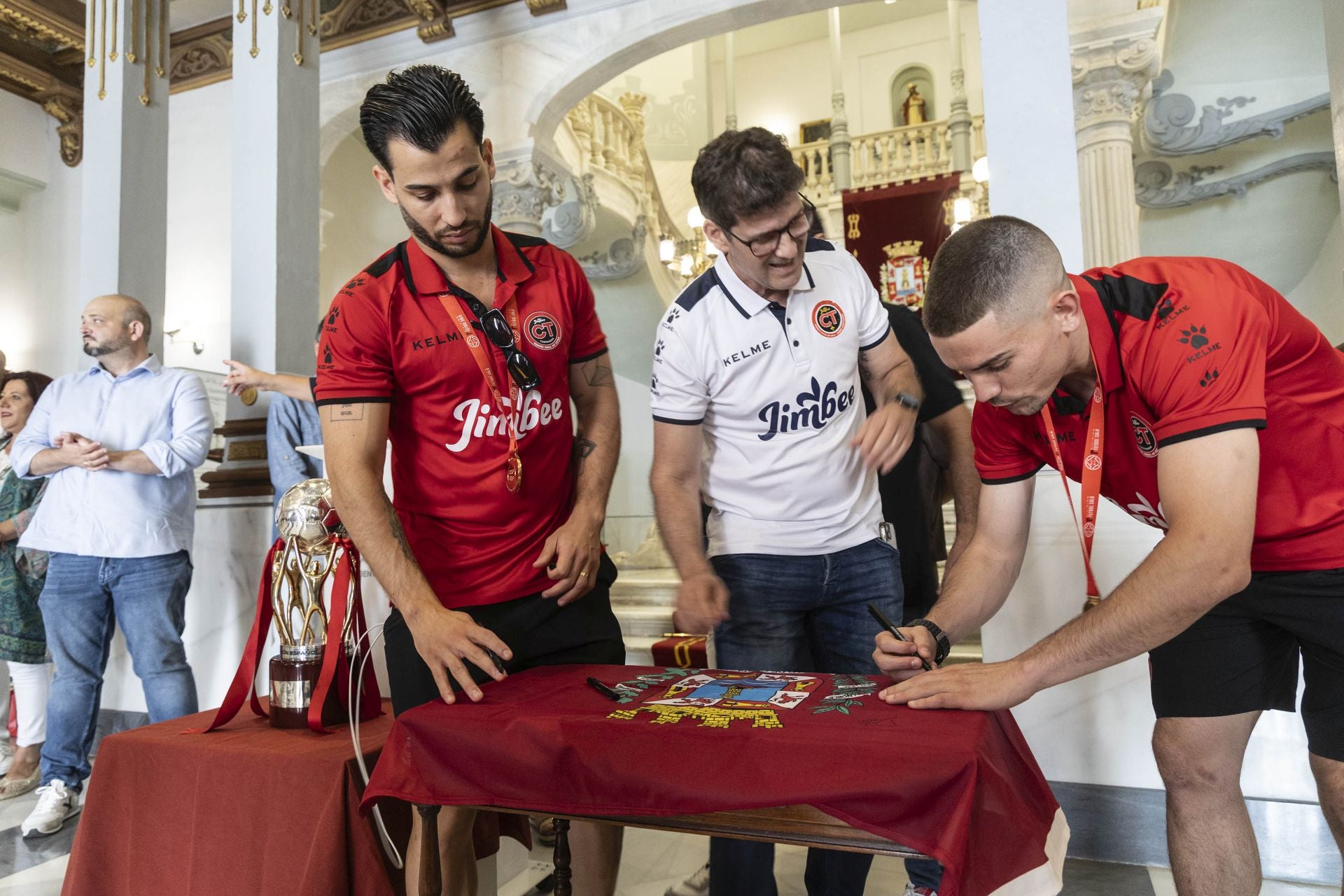 Recepción en el Ayuntamiento de Cartagena al Jimbee campeón, en imágenes