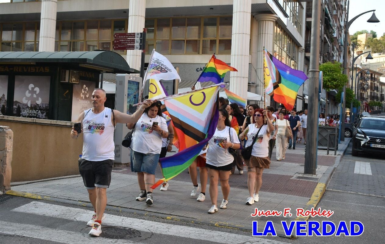Imágenes de la concentración y lectura del manifiesto del Día del Orgullo LGTBI en Caravaca