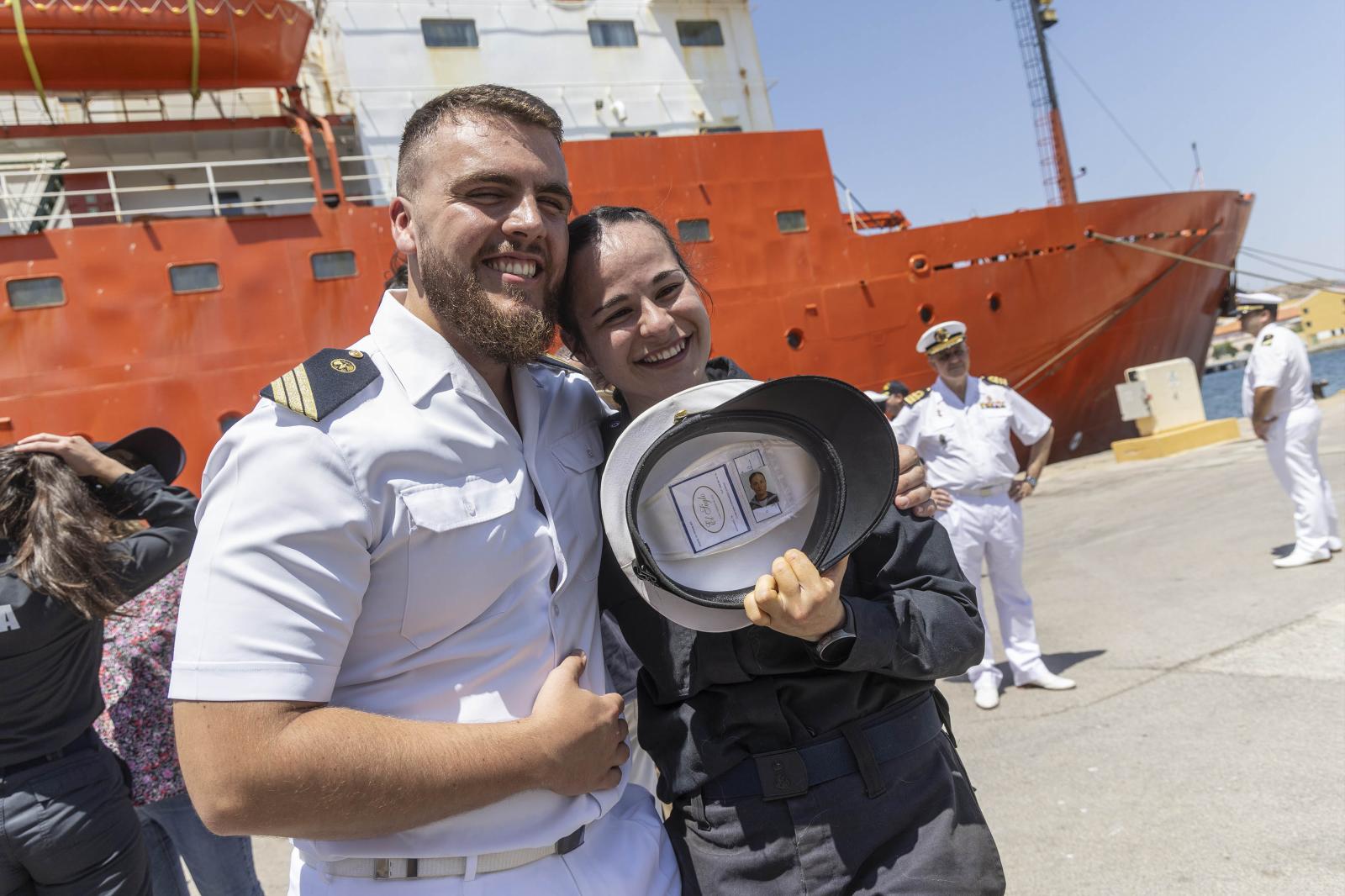 El regreso del Hespérides a Cartagena, en imágenes