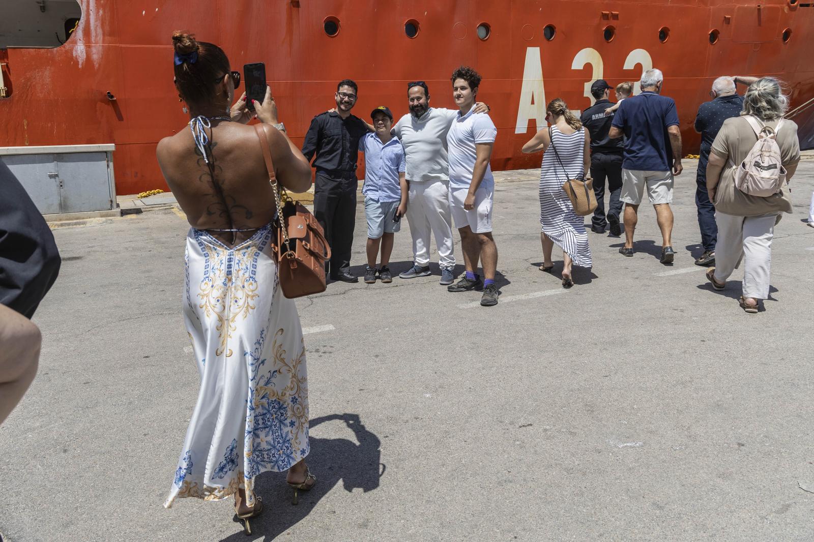 El regreso del Hespérides a Cartagena, en imágenes