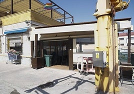 El restaurante del Club Náutico lleva cerrado desde el pasado mes de marzo.