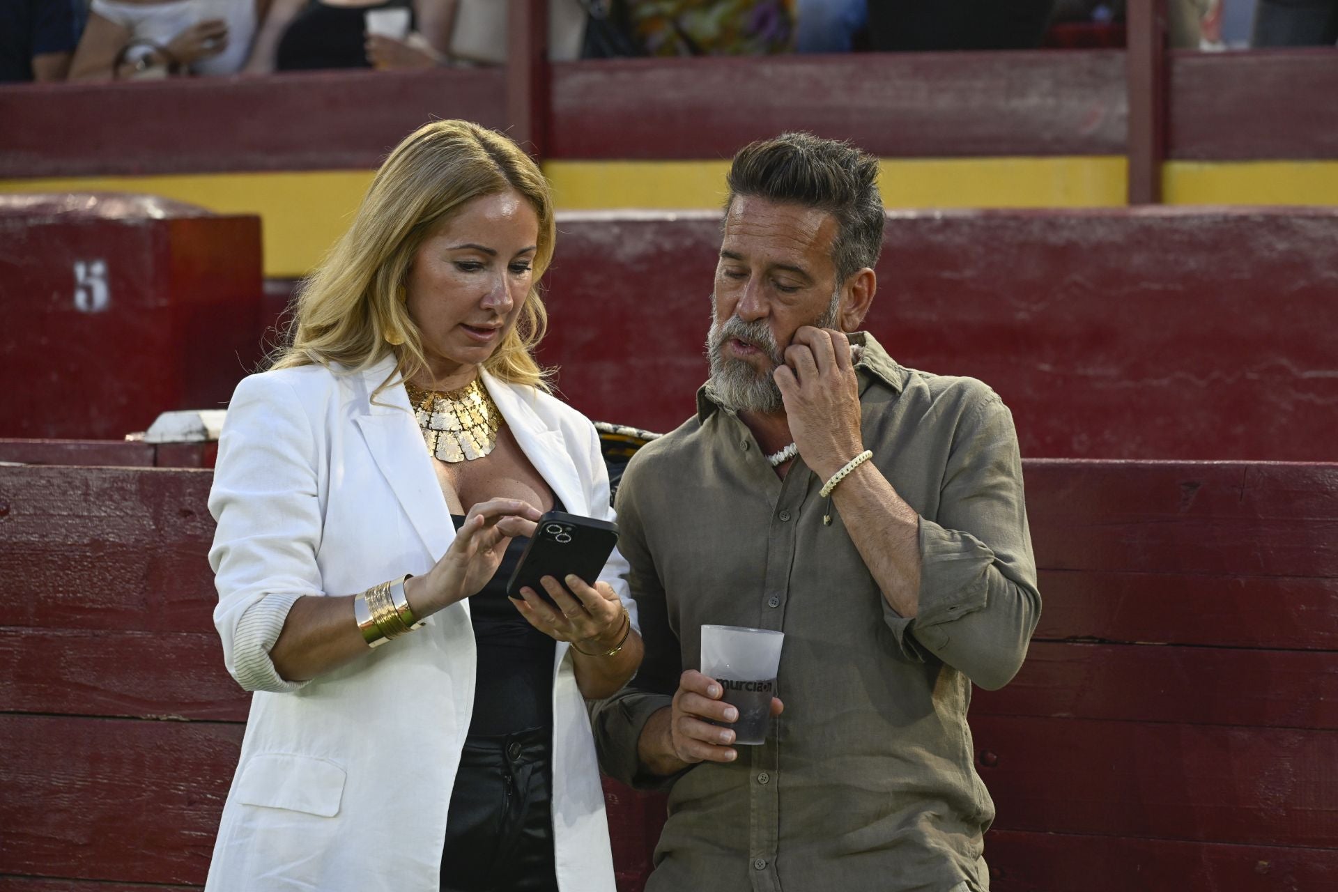 En imágenes, concierto de Miguel Bosé en la Plaza de Toros de Murcia