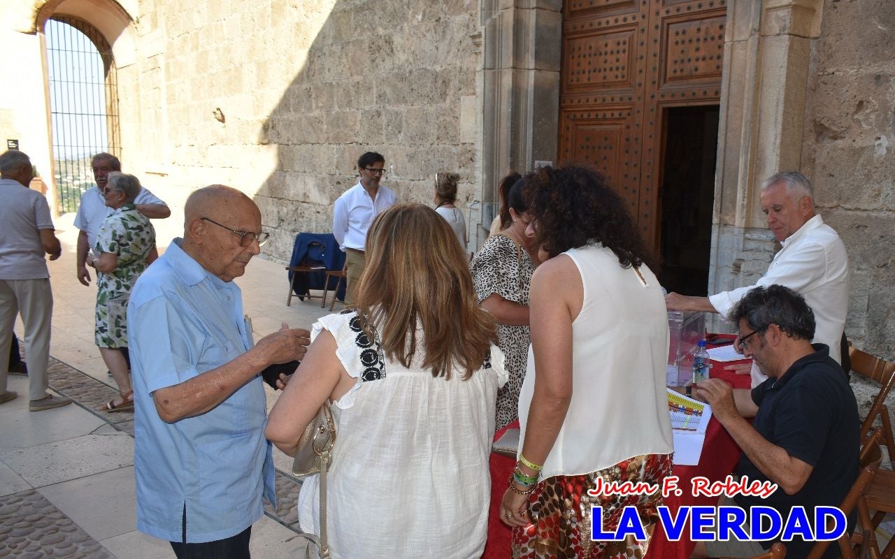 Imágenes de la elección de Jesús López Baquero como hermano mayor de la Vera Cruz de Caravaca