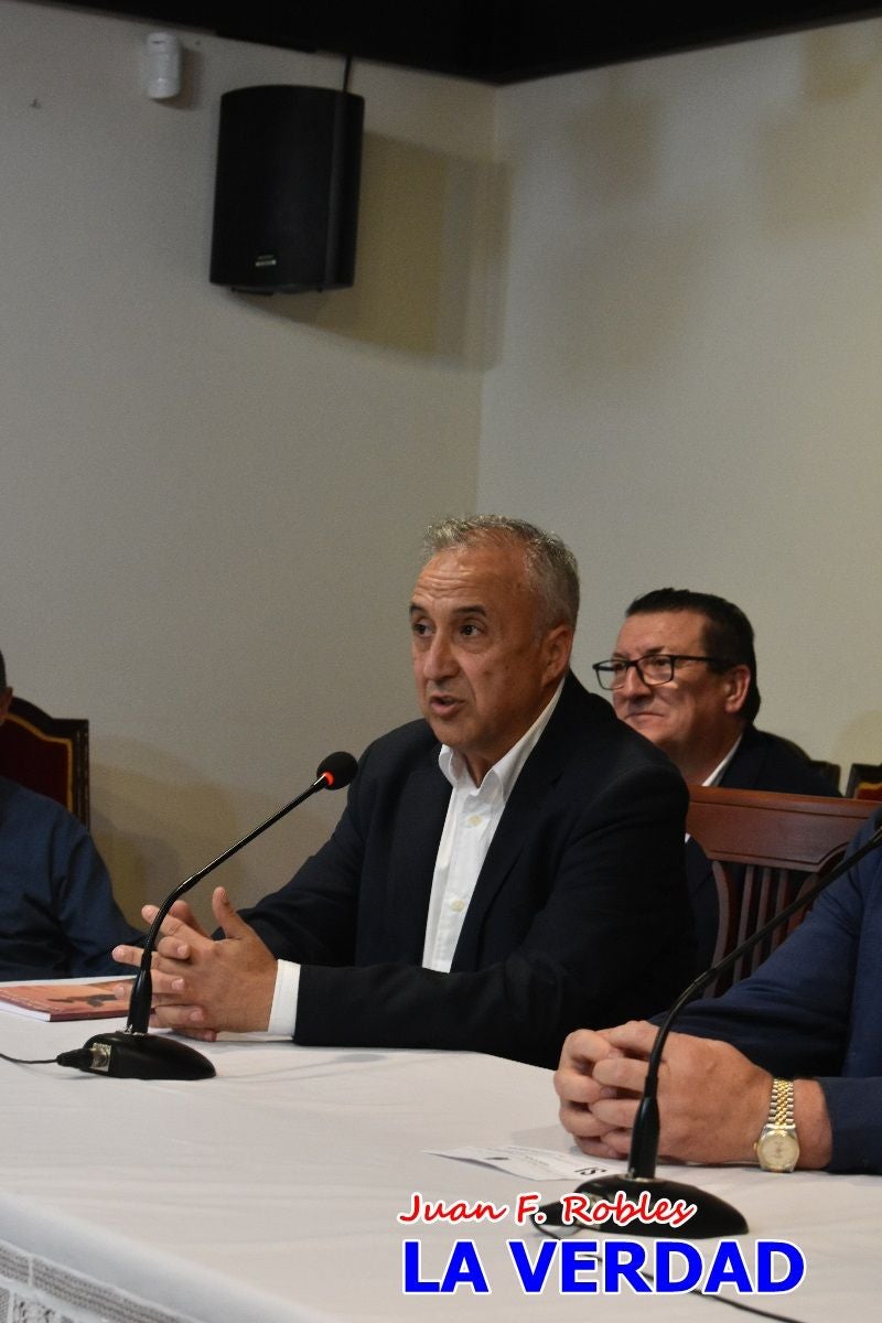 Imágenes de la elección de Jesús López Baquero como hermano mayor de la Vera Cruz de Caravaca