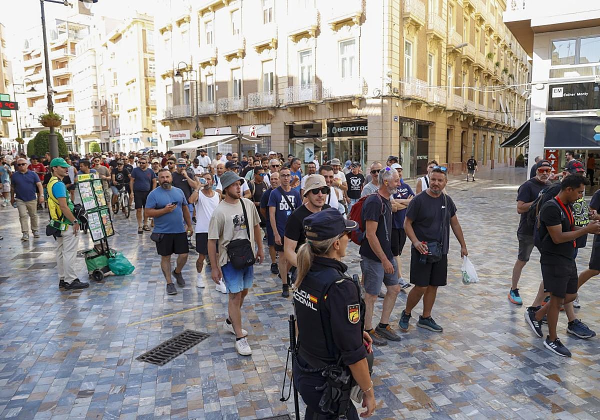 La protesta de los trabajadores de Navantia en Cartagena, en imágenes