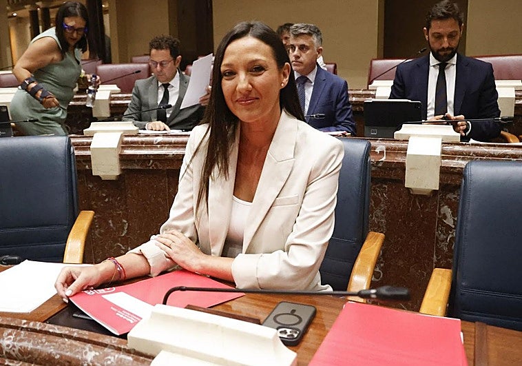 Carmen Conesa, este miércoles, en la Asamblea Regional.