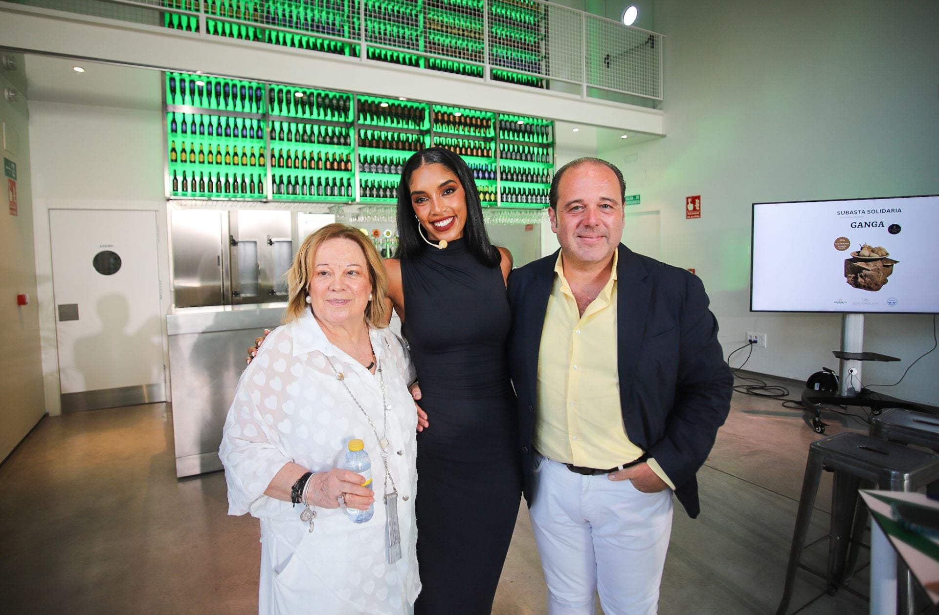 Las imágenes de la subasta de la obra de Joaquín Ganga