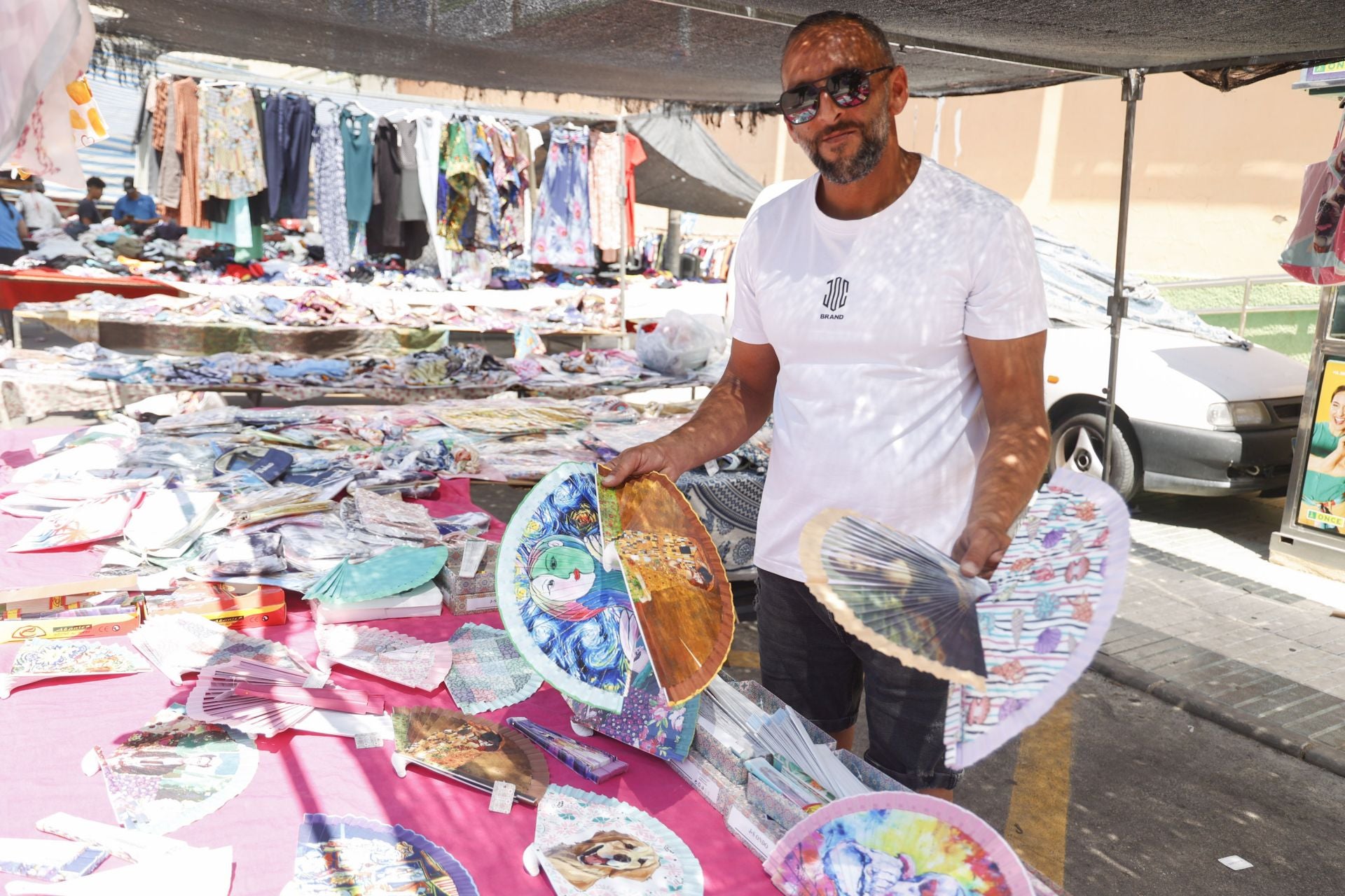 Calor en el mercado del Cénit de Cartagena, en imágenes