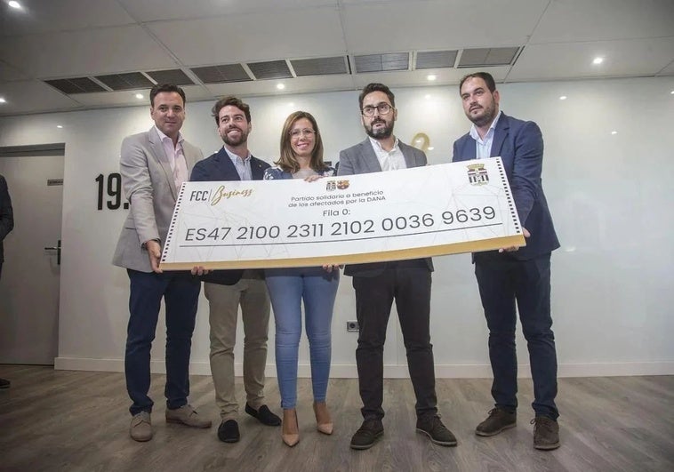 El alcalde de Los Alcázares se plantea llamar al Barça por el dinero del partido contra el Cartagena por la dana