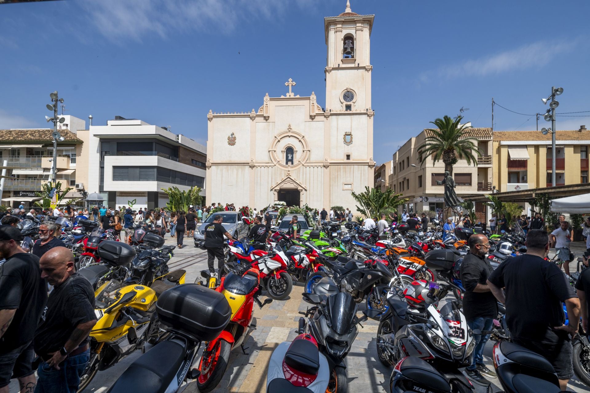 El último adiós de San Javier al piloto Borja Gómez, en imágenes