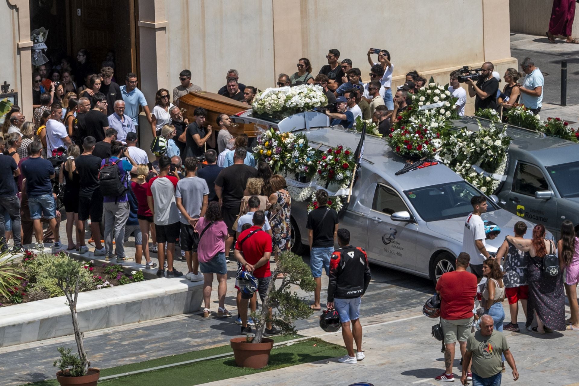 El último adiós de San Javier al piloto Borja Gómez, en imágenes