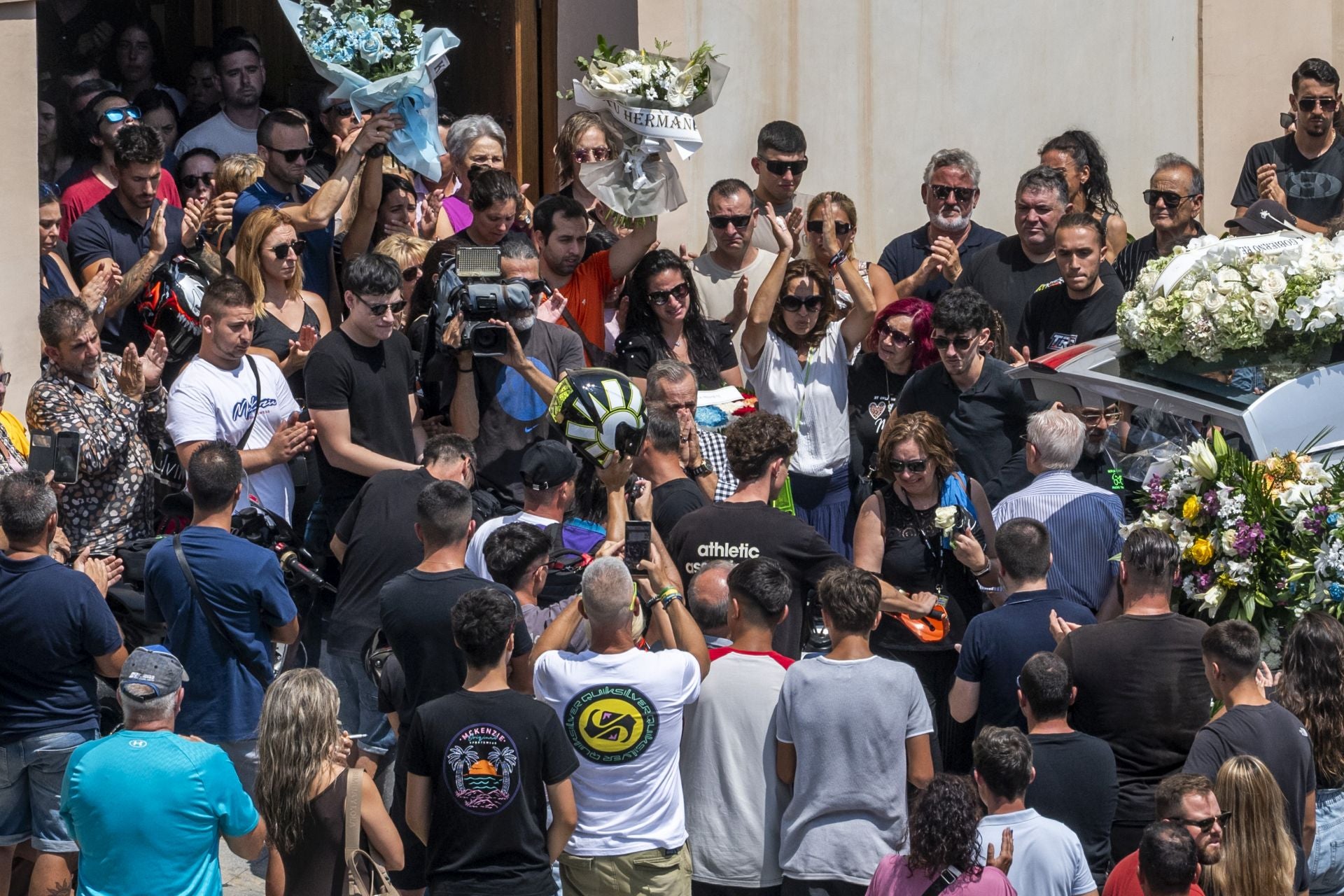 El último adiós de San Javier al piloto Borja Gómez, en imágenes