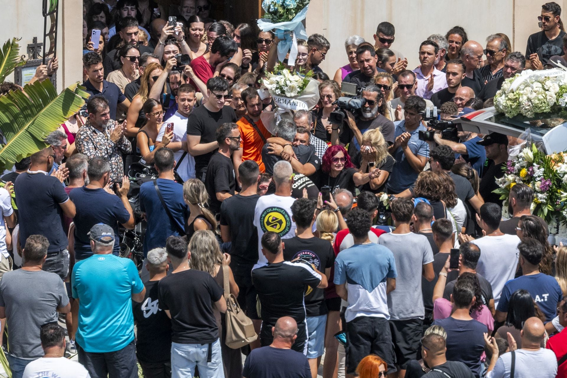 El último adiós de San Javier al piloto Borja Gómez, en imágenes