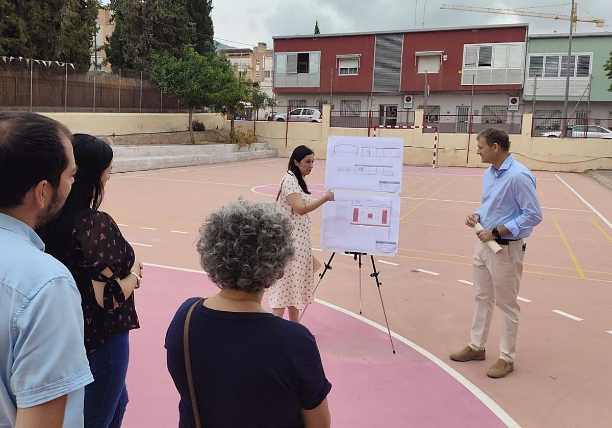 Presentación del proyecto de ejecución para la cubierta de la pista deportiva del colegio Virgen de la Fuensanta en La Alberca.