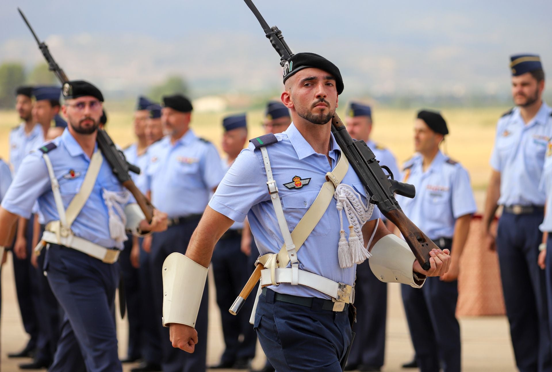 La toma de posesión del coronel José Ignacio Sánchez-Heredero García como nuevo jefe de la Base Aérea de Alcantarilla, en imágenes