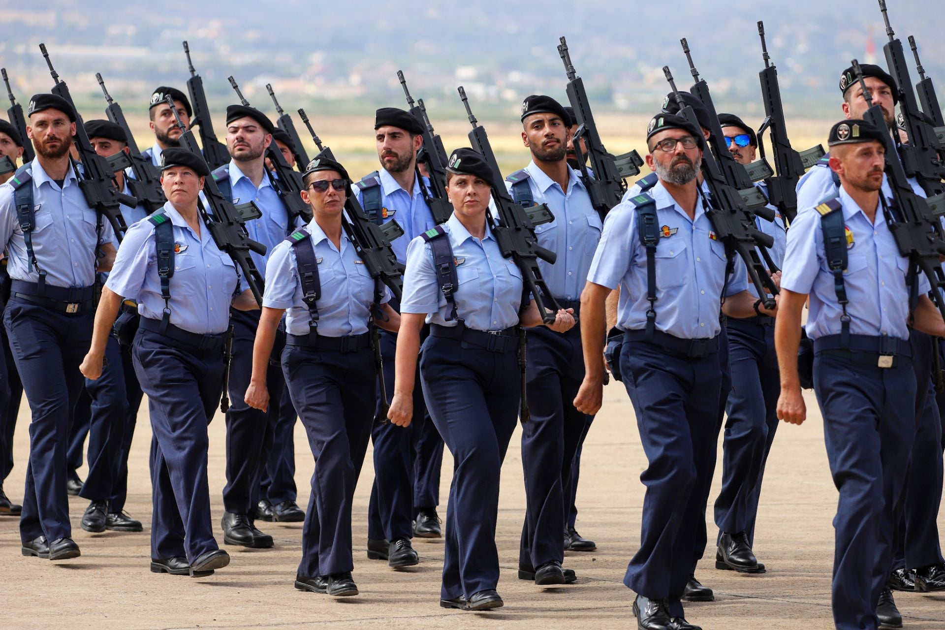La toma de posesión del coronel José Ignacio Sánchez-Heredero García como nuevo jefe de la Base Aérea de Alcantarilla, en imágenes