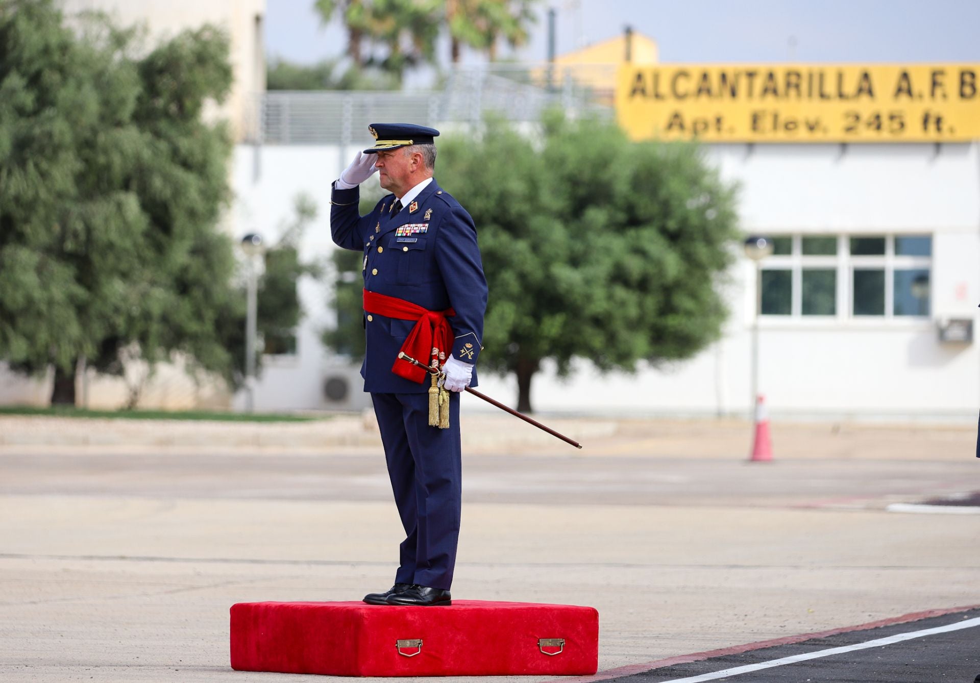 La toma de posesión del coronel José Ignacio Sánchez-Heredero García como nuevo jefe de la Base Aérea de Alcantarilla, en imágenes