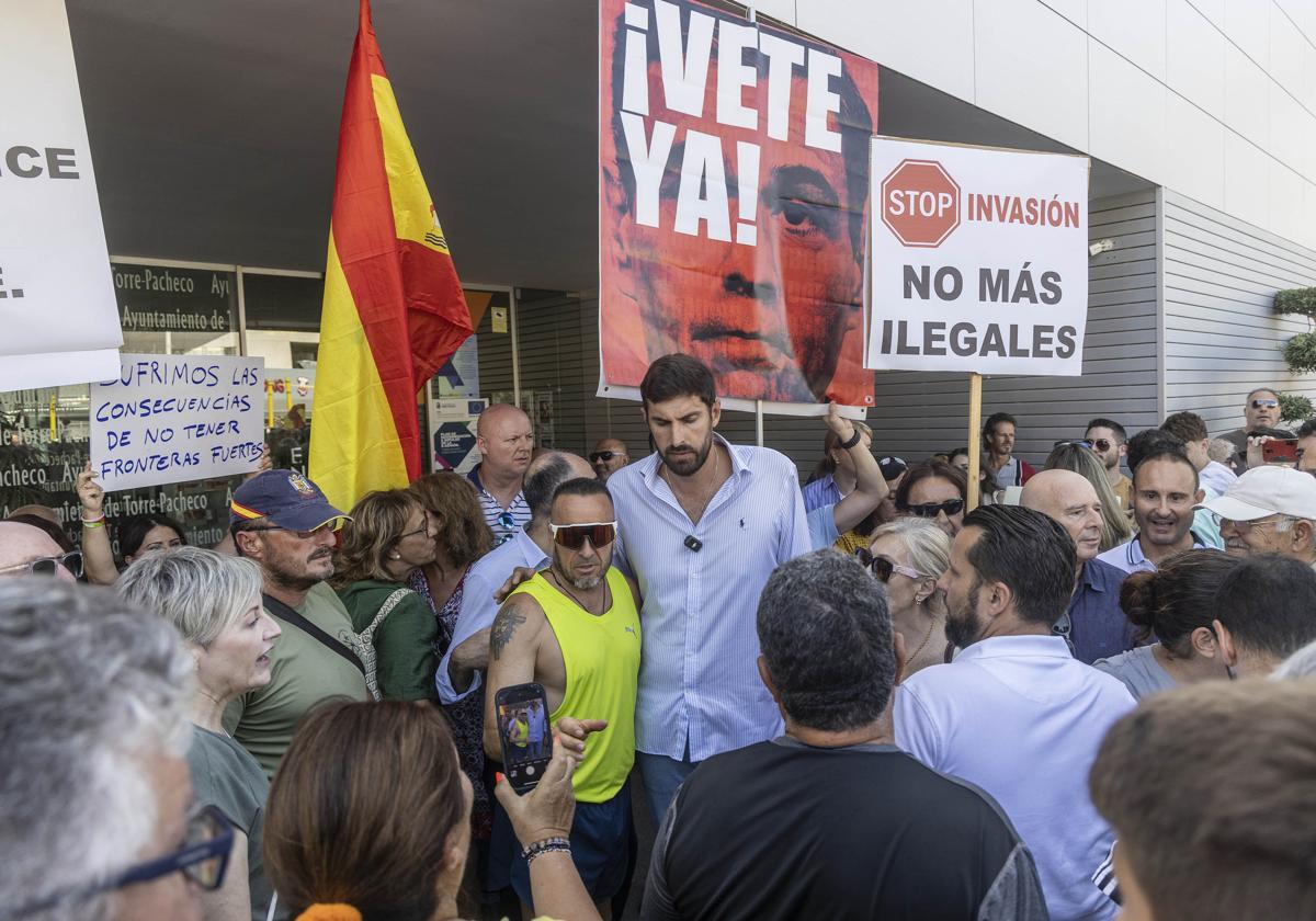Antelo añade más tensión en Torre Pacheco al abogar por «deportar a todos» los inmigrantes ilegales