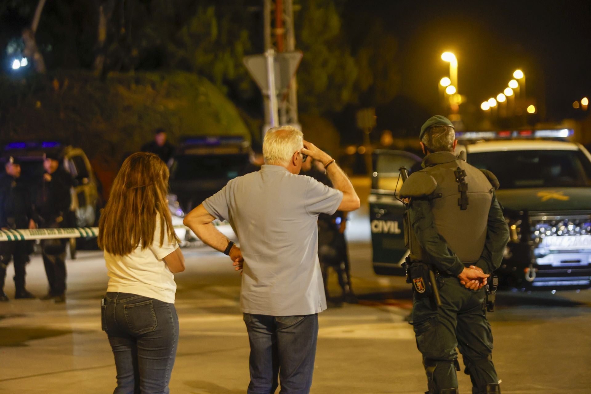 Torre Pacheco vivió este lunes una noche de calma tensa, en imágenes