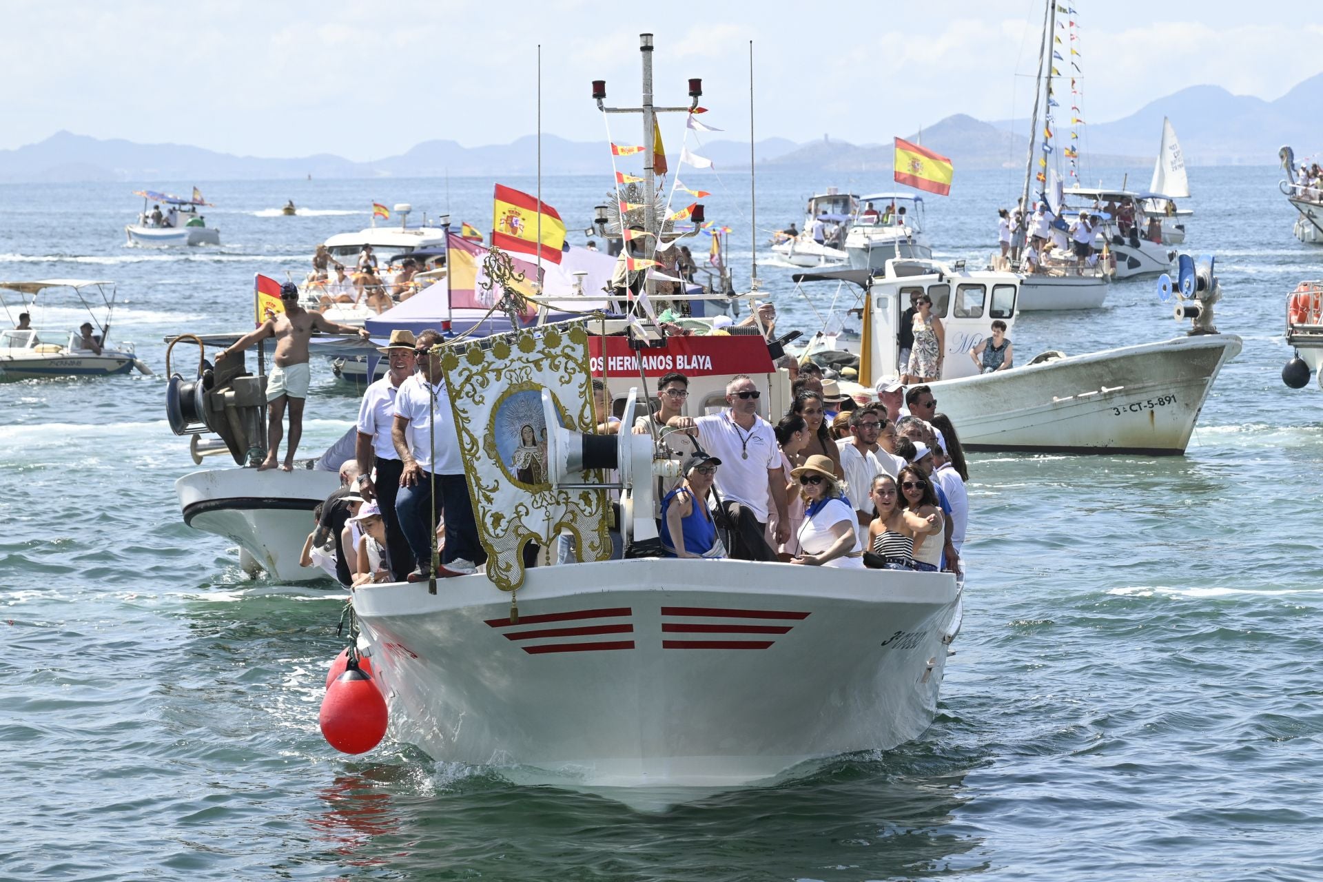 La procesión de la Virgen del Carmen en San Pedro del Pinatar, en imágenes