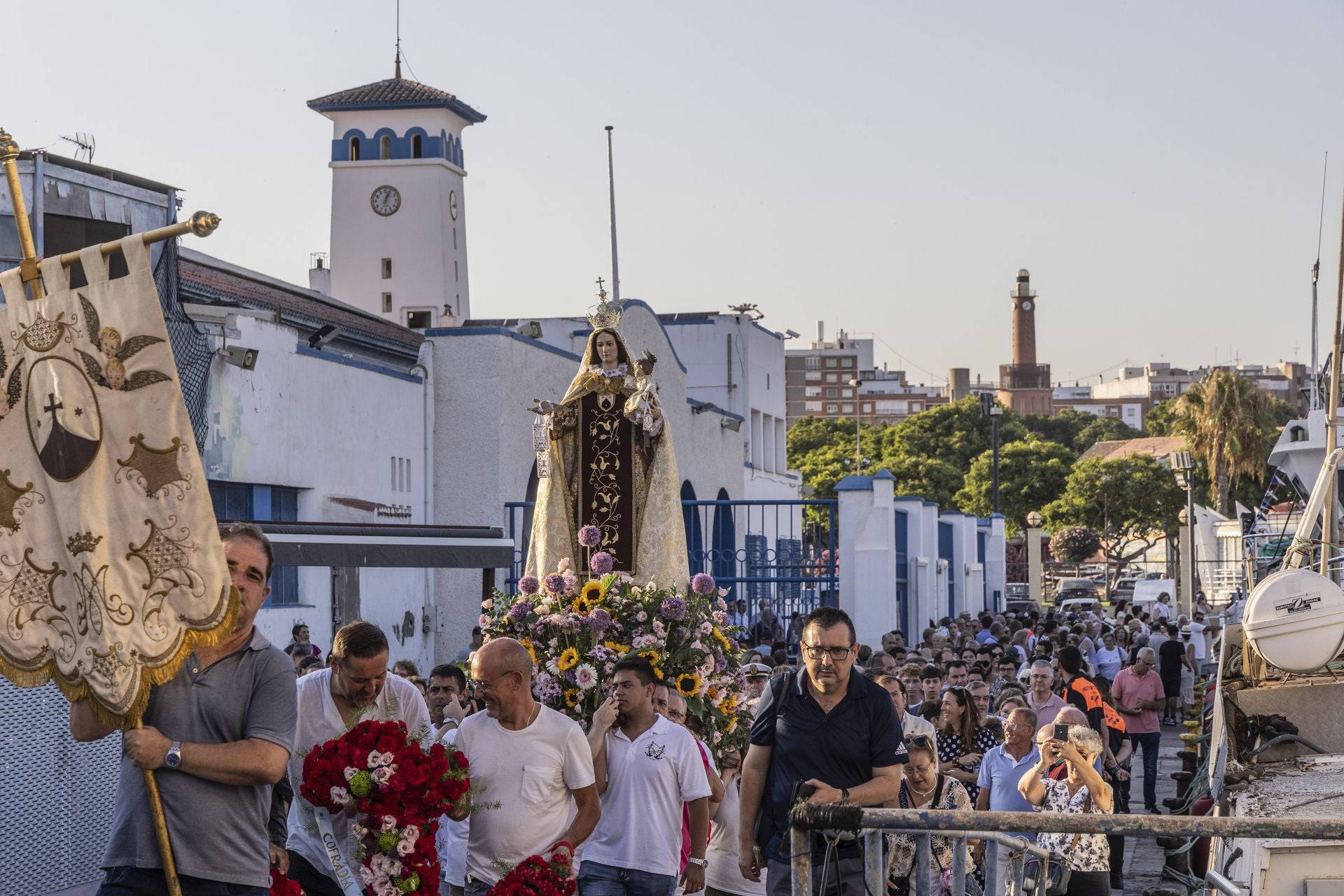 Imágenes de la procesión marítima en Cartagena de la Virgen de las Maravillas y la Virgen del Carmen